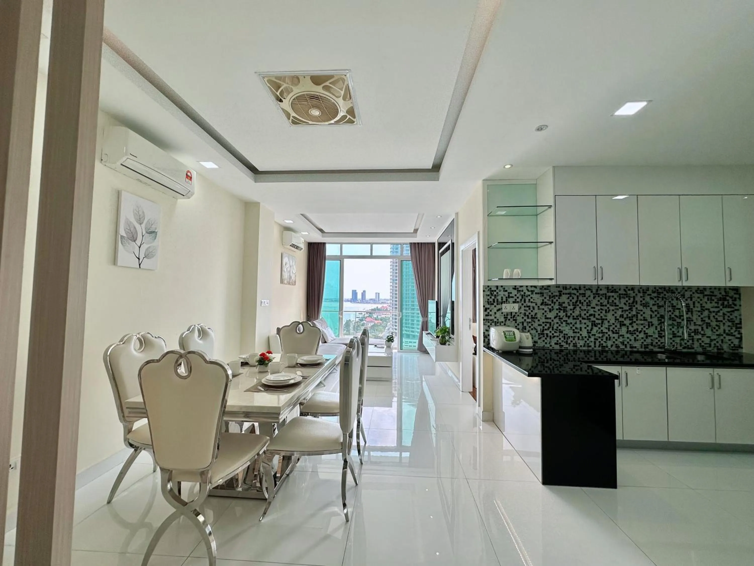 Living room in Infinity 28 Hotel and Residence