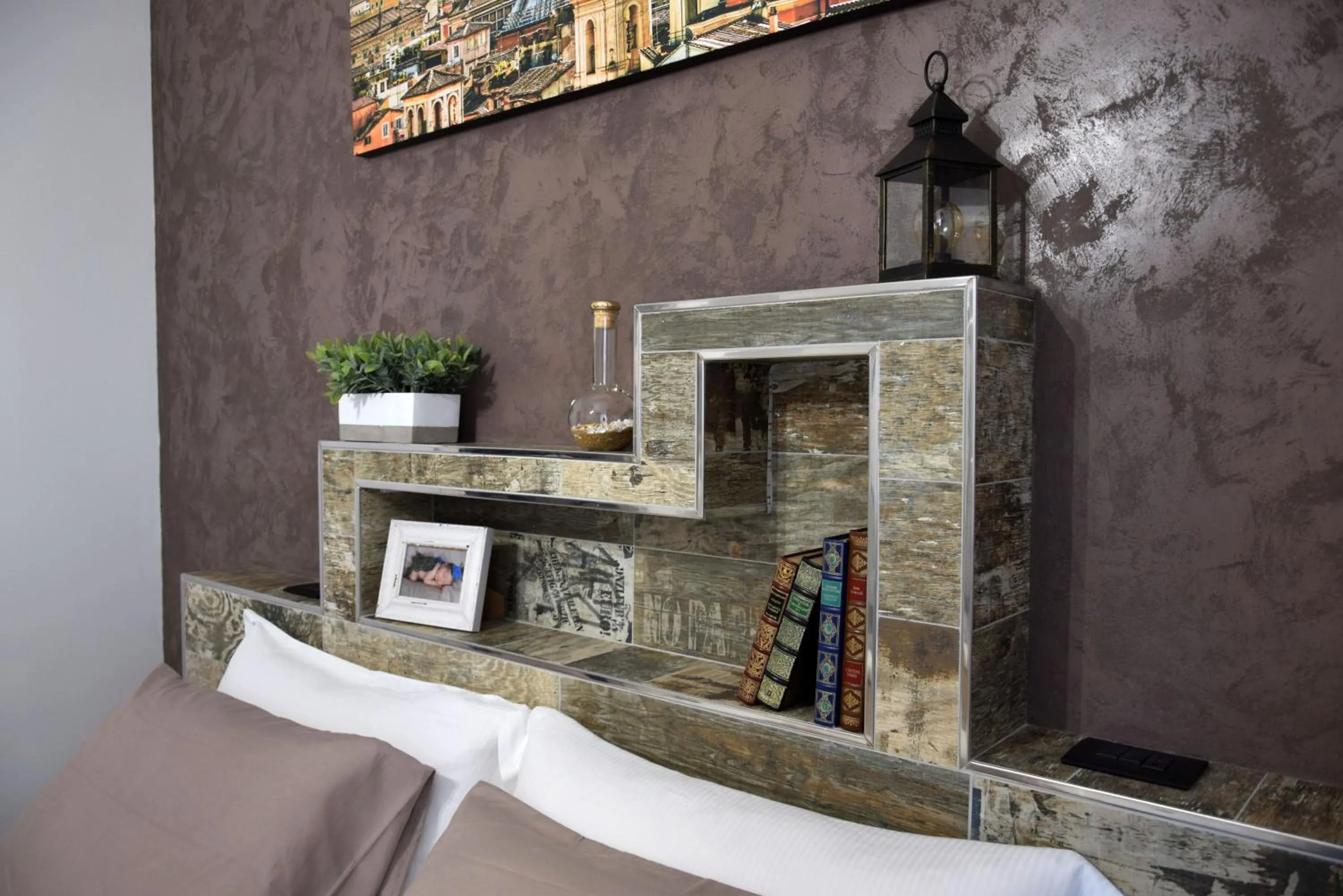 Photo of the whole room in Damiva