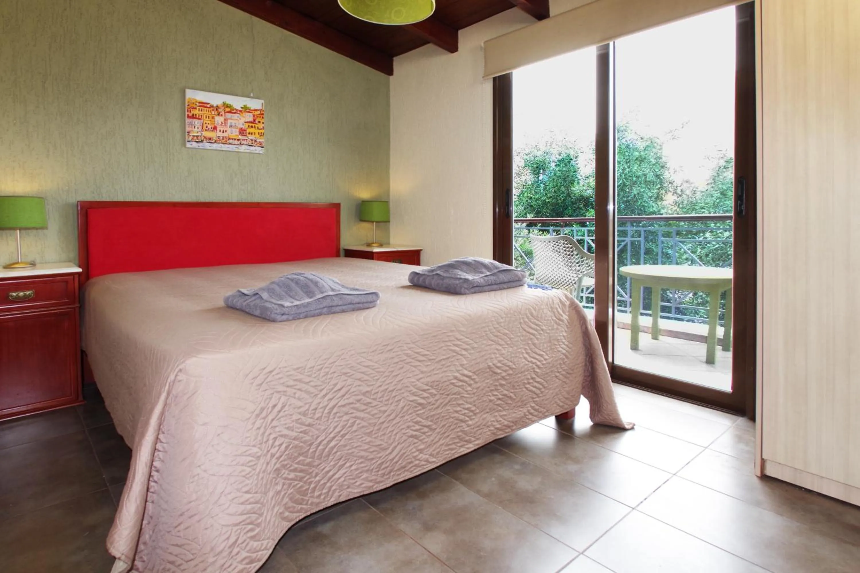 Balcony/Terrace, Bed in Elea