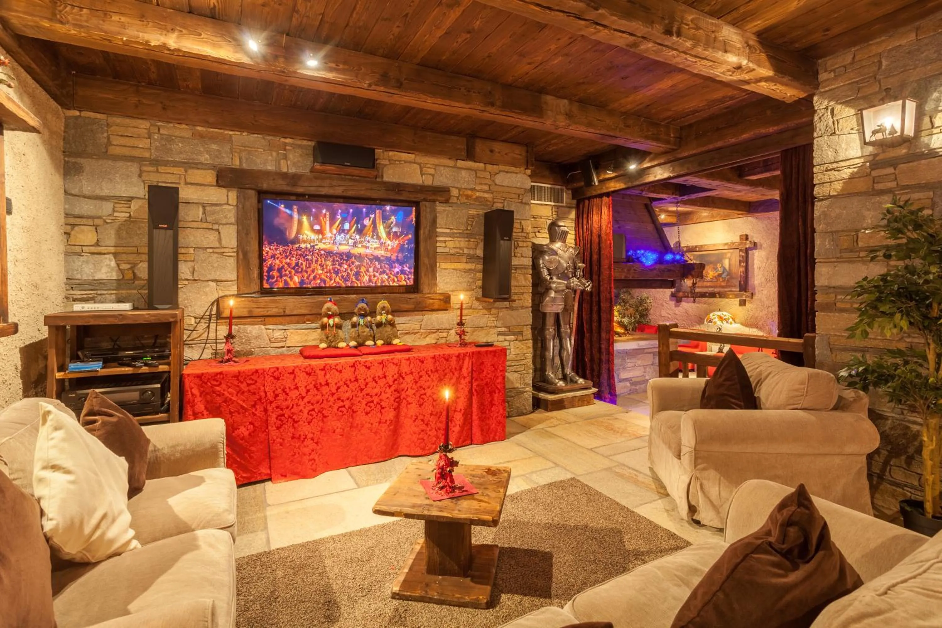 Lounge or bar in Park Chalet Village