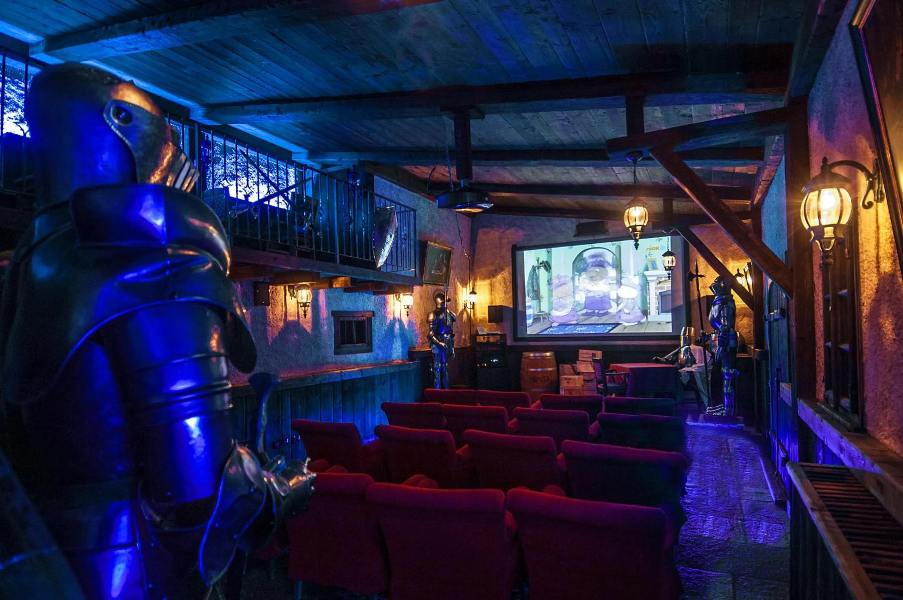 Evening entertainment in Park Chalet Village