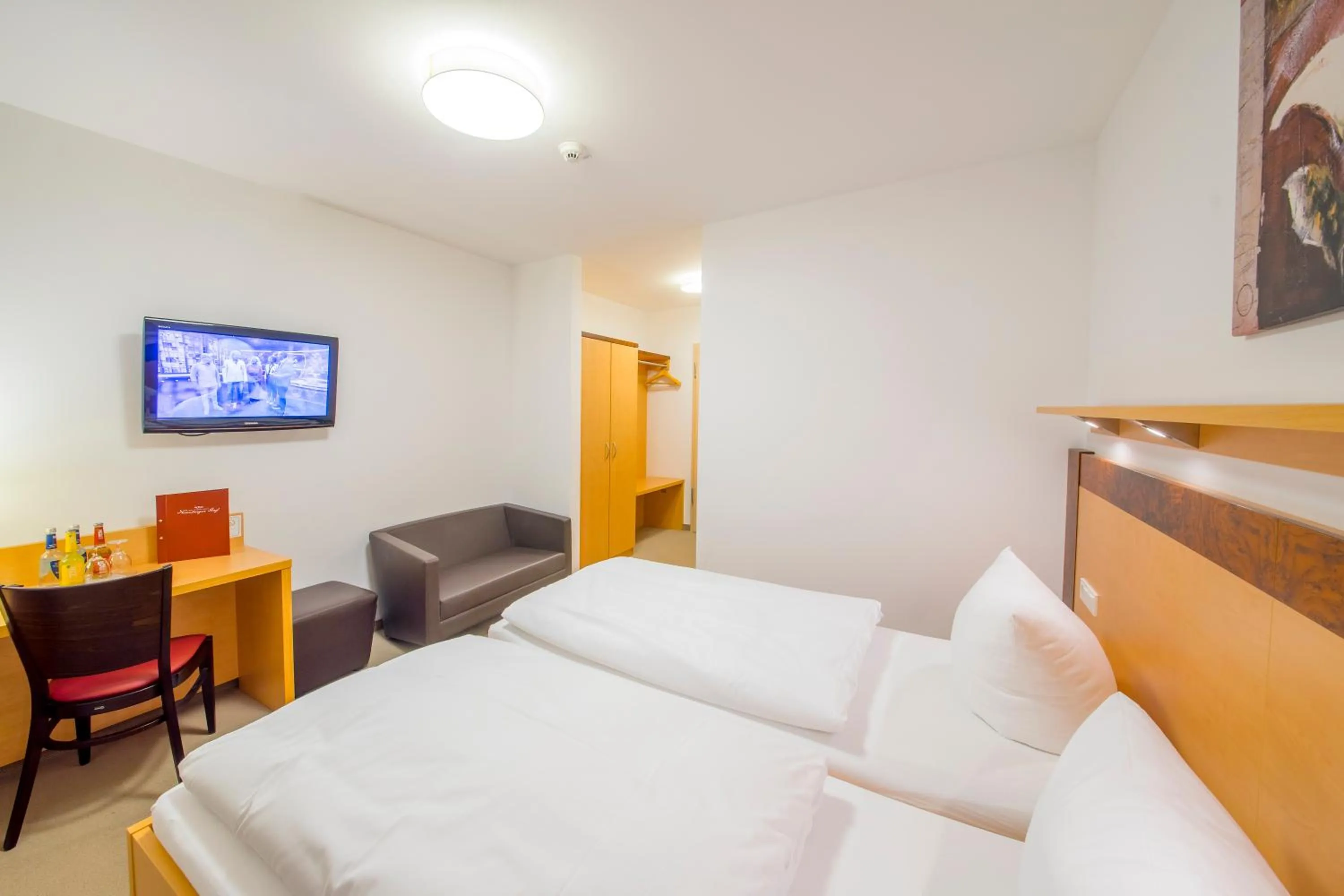 Bed in Hotel Nürnberger Hof