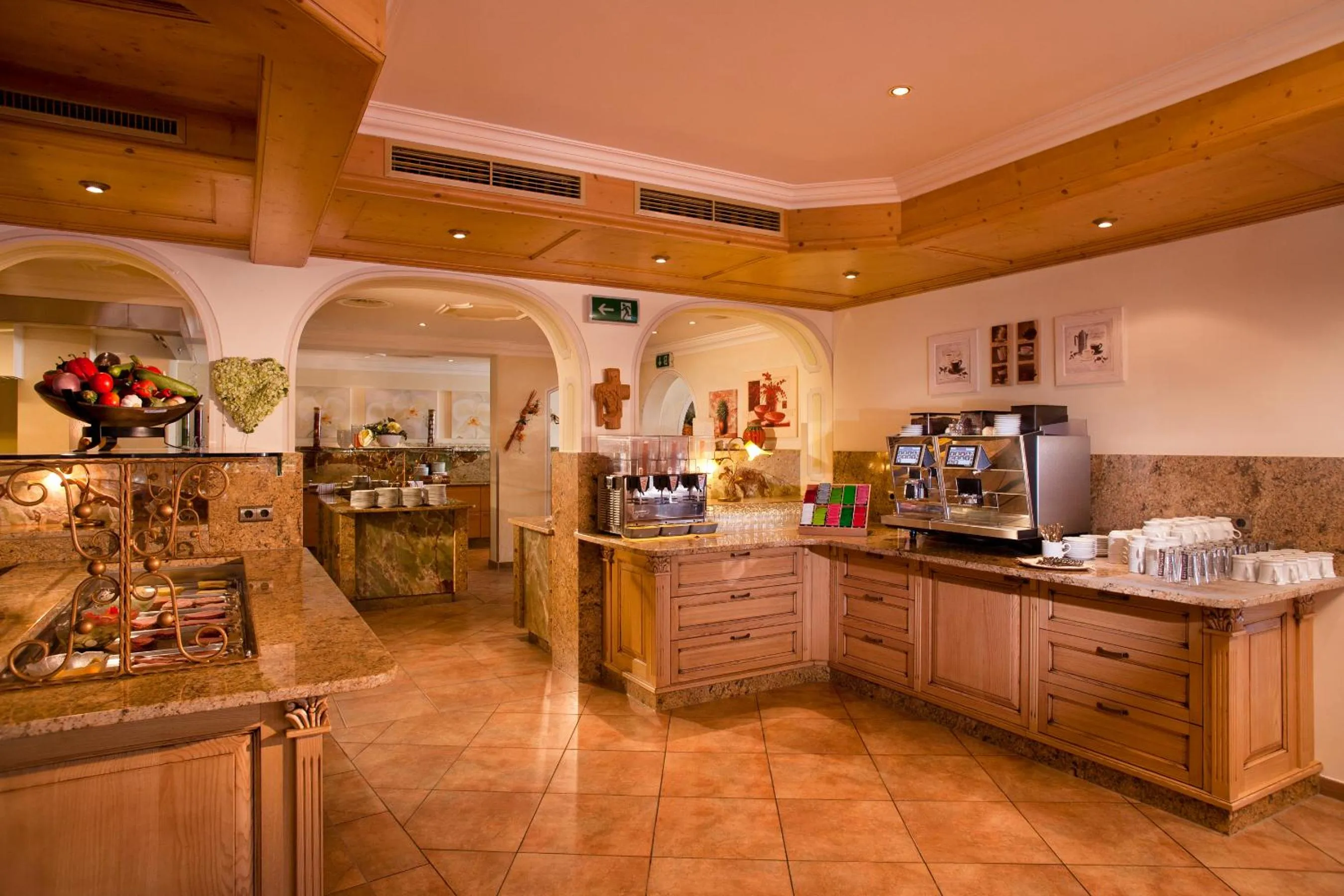 Breakfast in Alpenhof