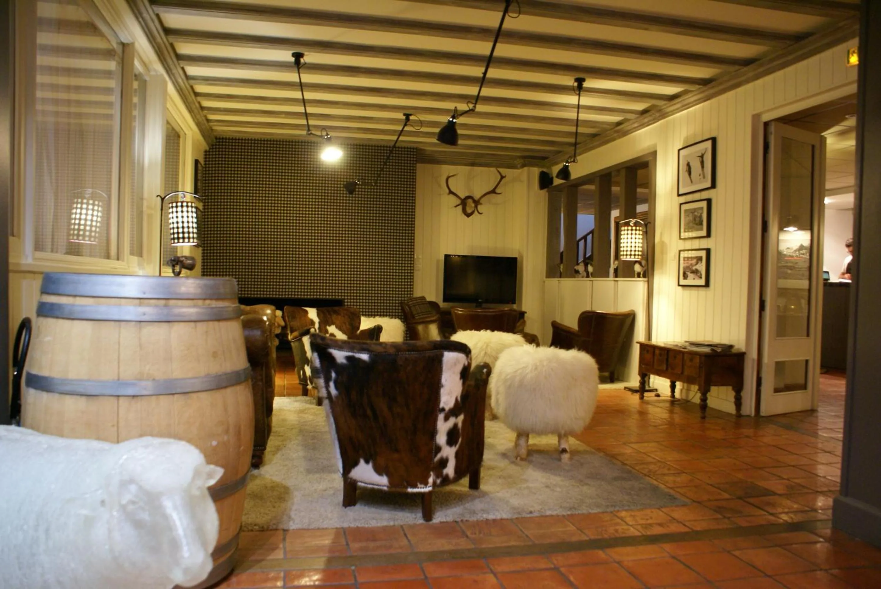 Lounge or bar in Hôtel Mir