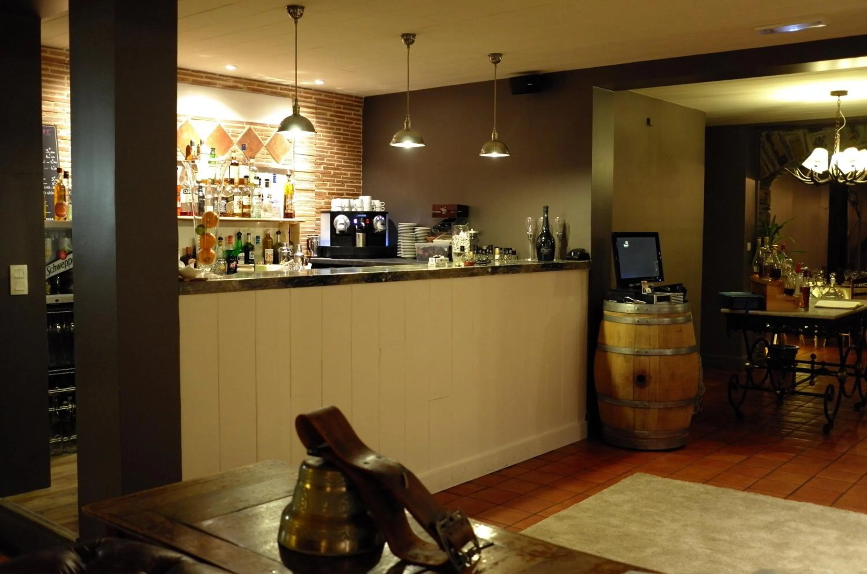 Lounge or bar in Hôtel Mir