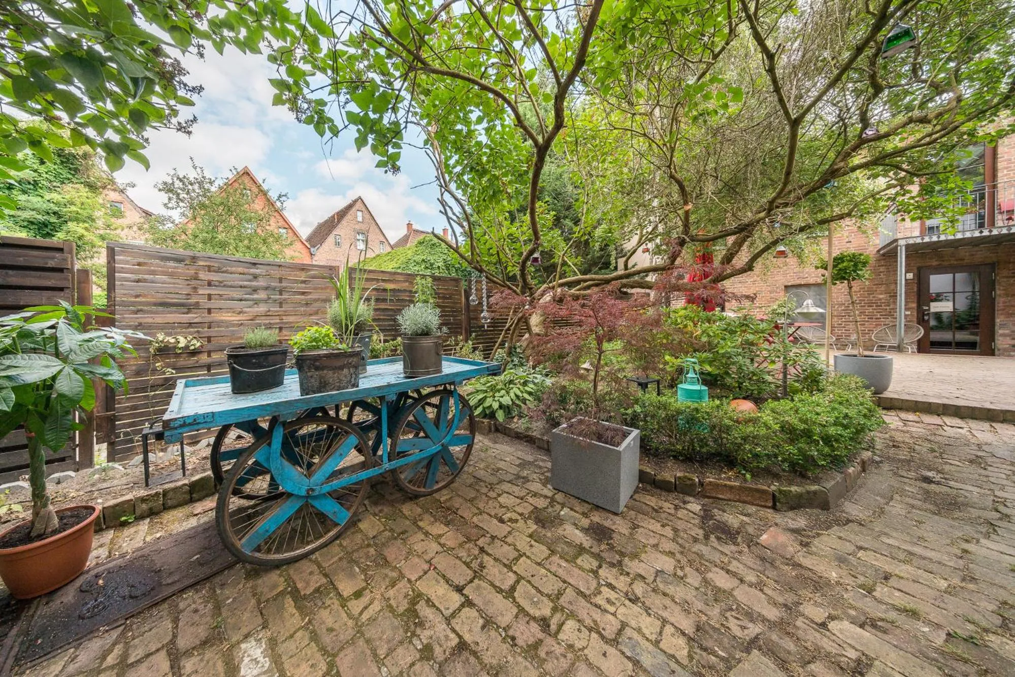 Property building in Design Apartments - "Im Holländerhaus"