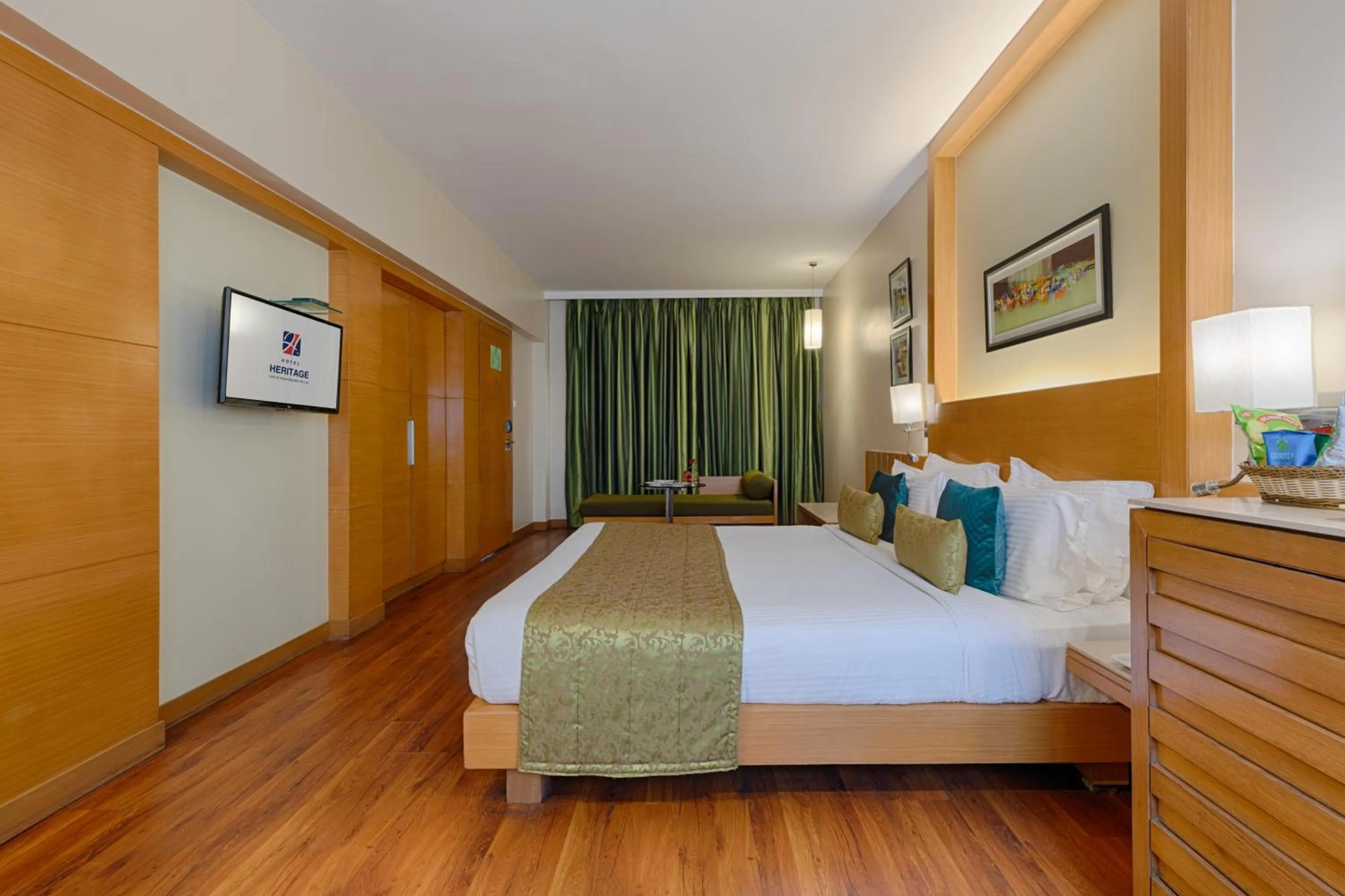 Bed in Hotel Heritage formerly known as Comfort Inn Heritage