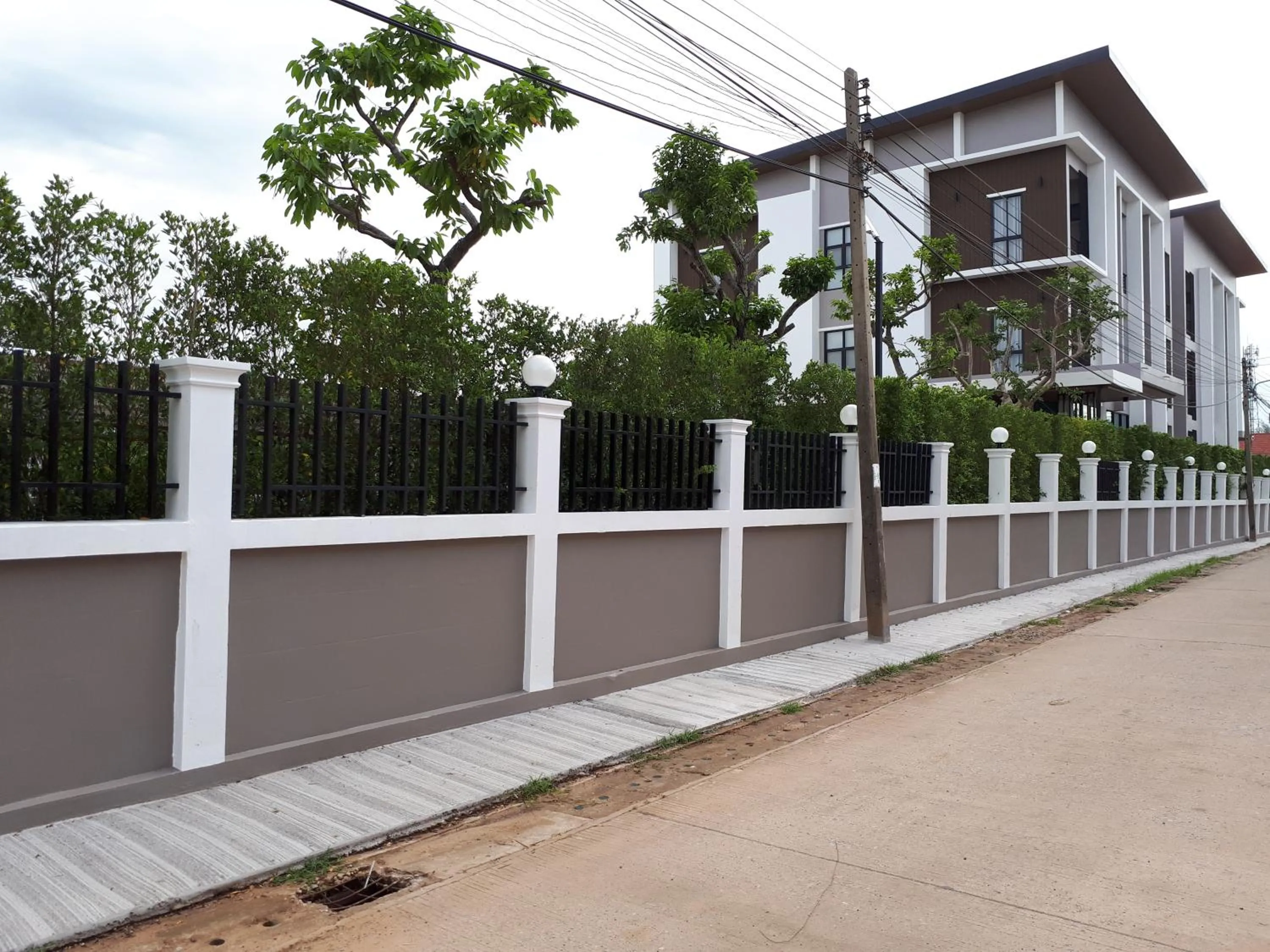 Area and facilities in Baan Lita