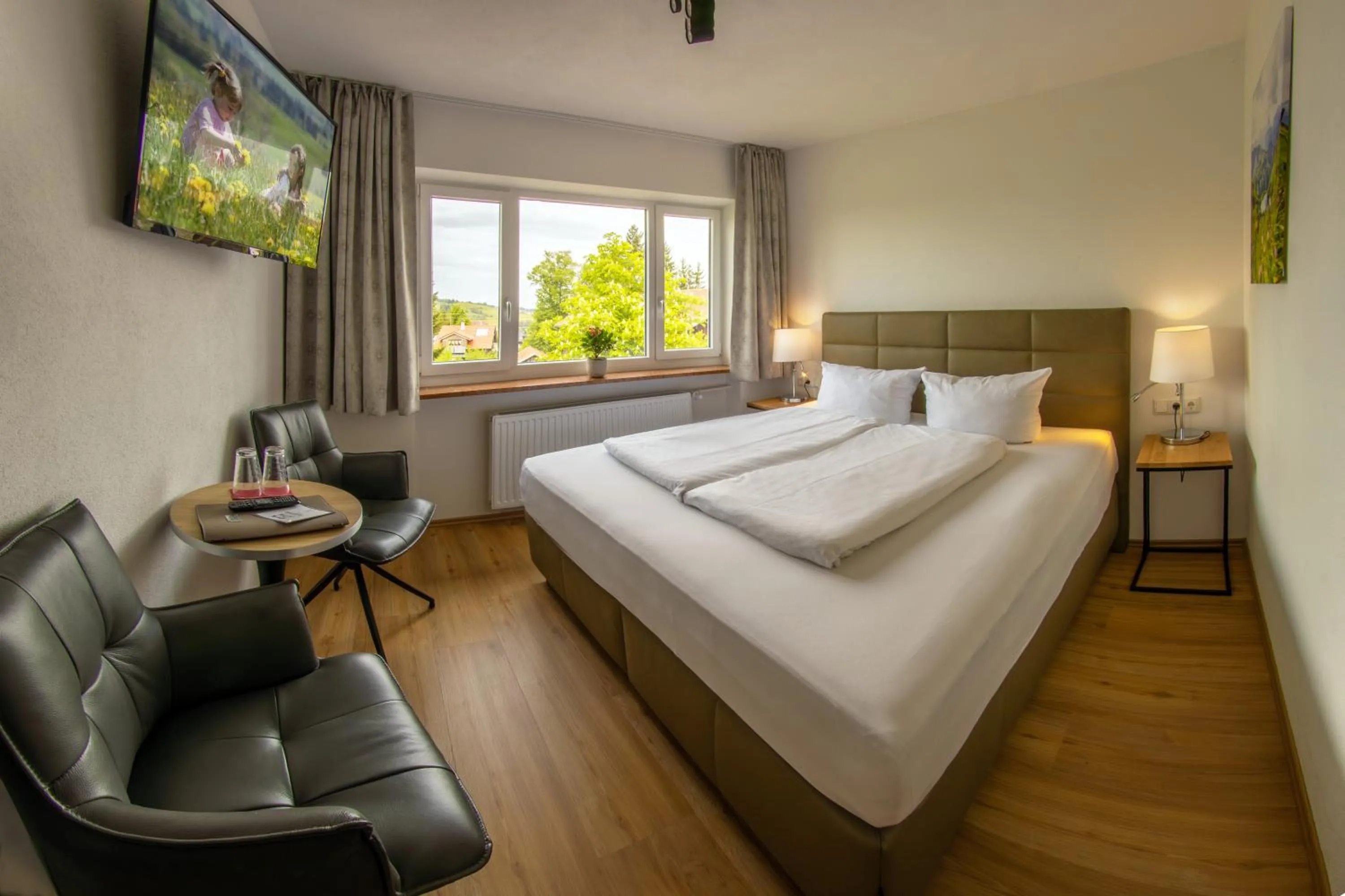 Bed in Appartement-Hotel-Allgayer