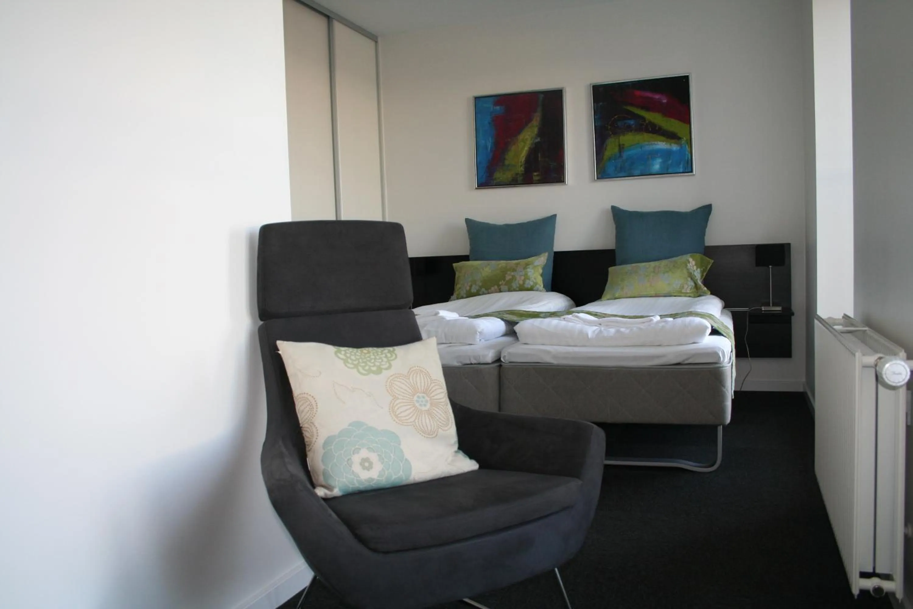 Photo of the whole room, Bed in Seaside Hotel Thyborøn