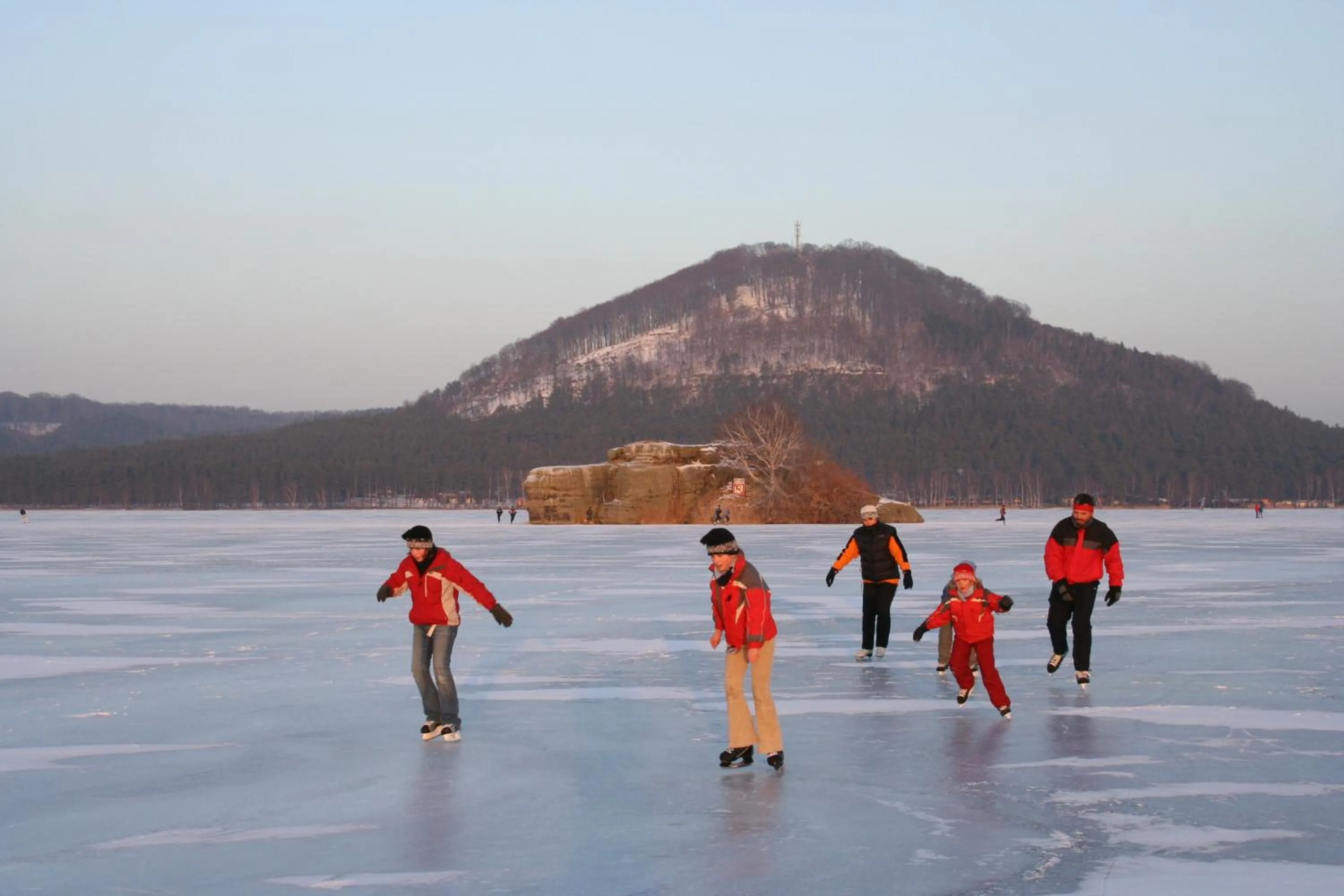 Skiing in Hotel Port Doksy