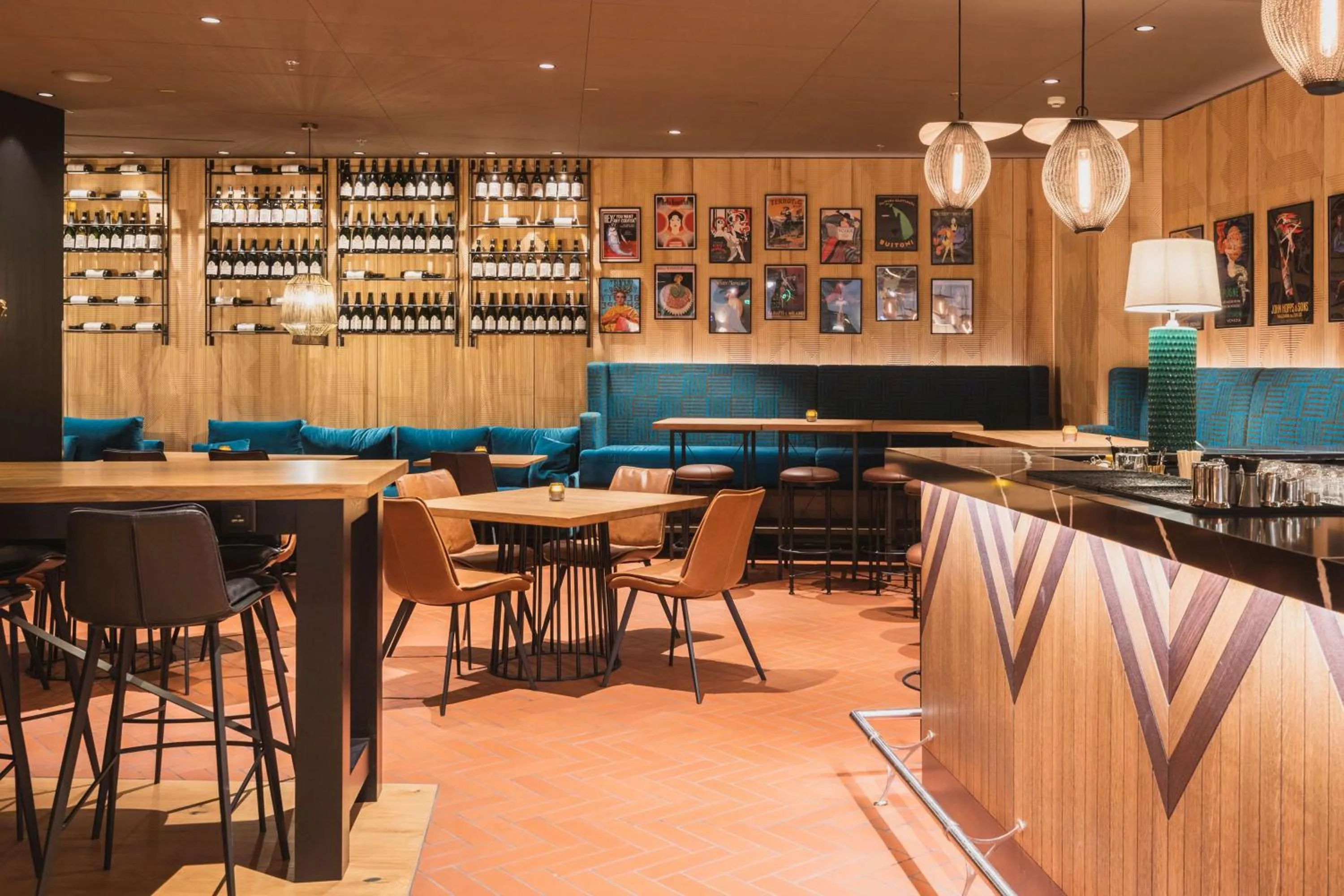 Restaurant/places to eat in Scandic Hamburger Börs