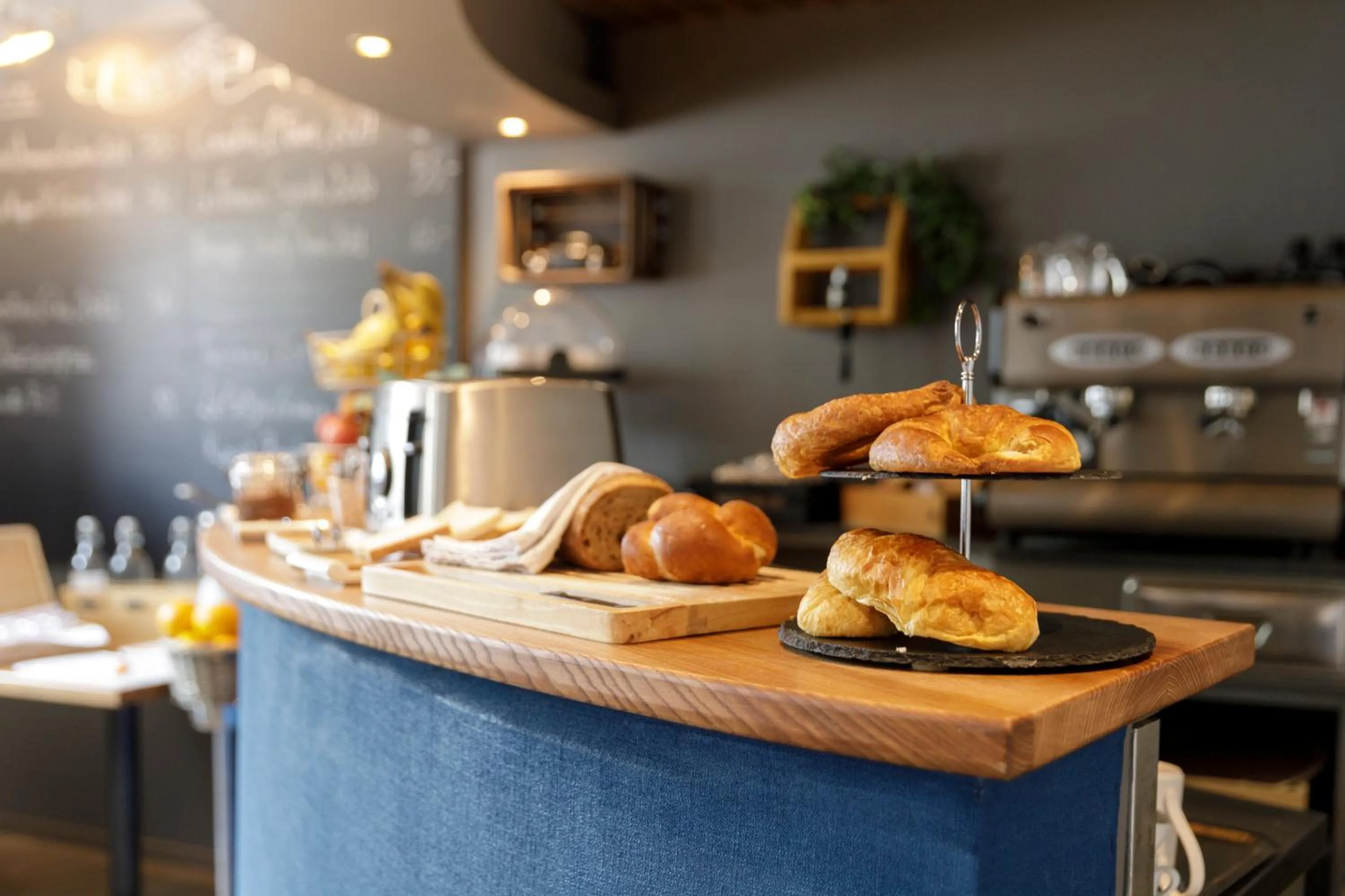 Breakfast in Hôtel de l'Ange