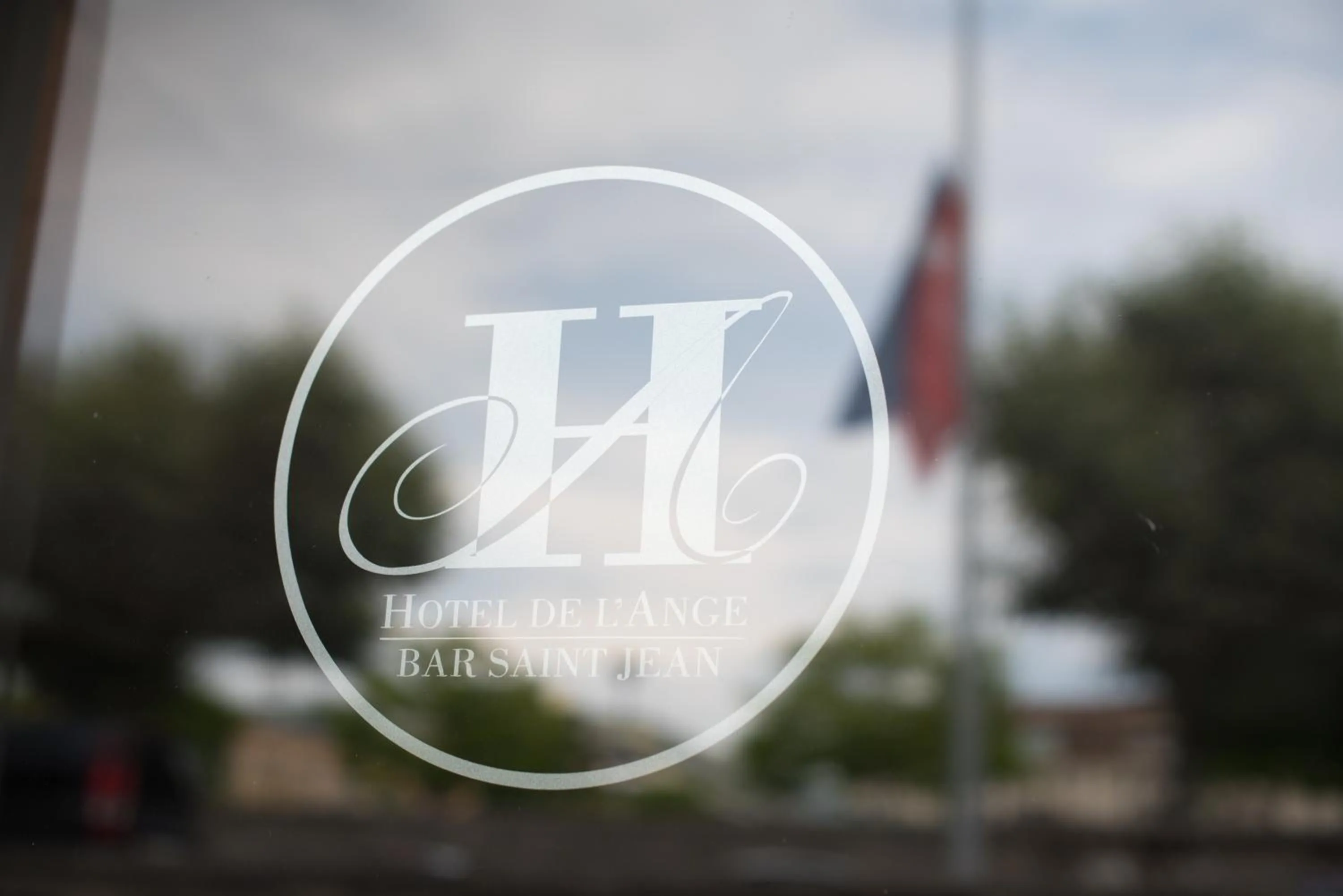 Property building in Hôtel de l'Ange