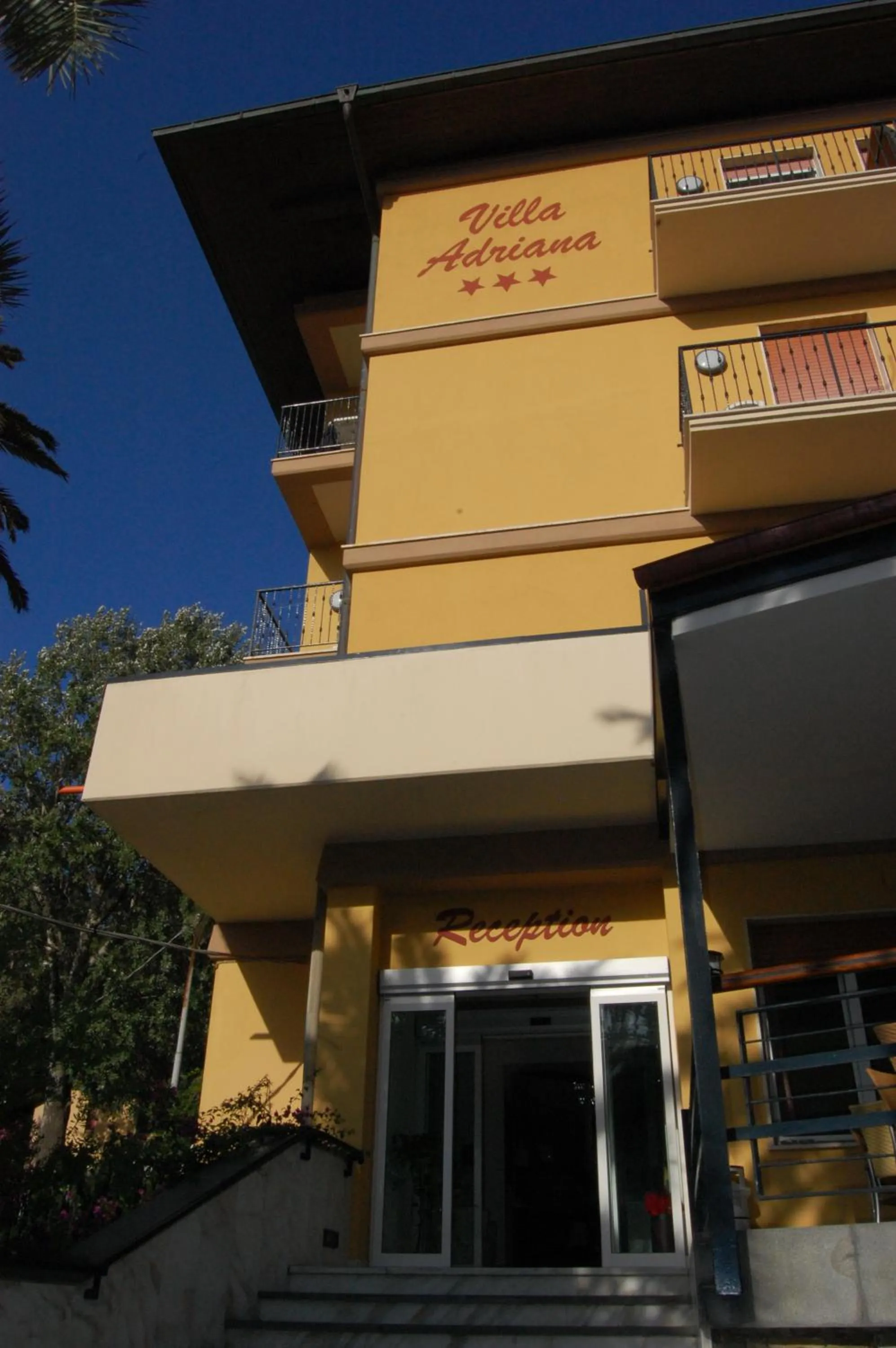 Property building in Hotel Villa Adriana
