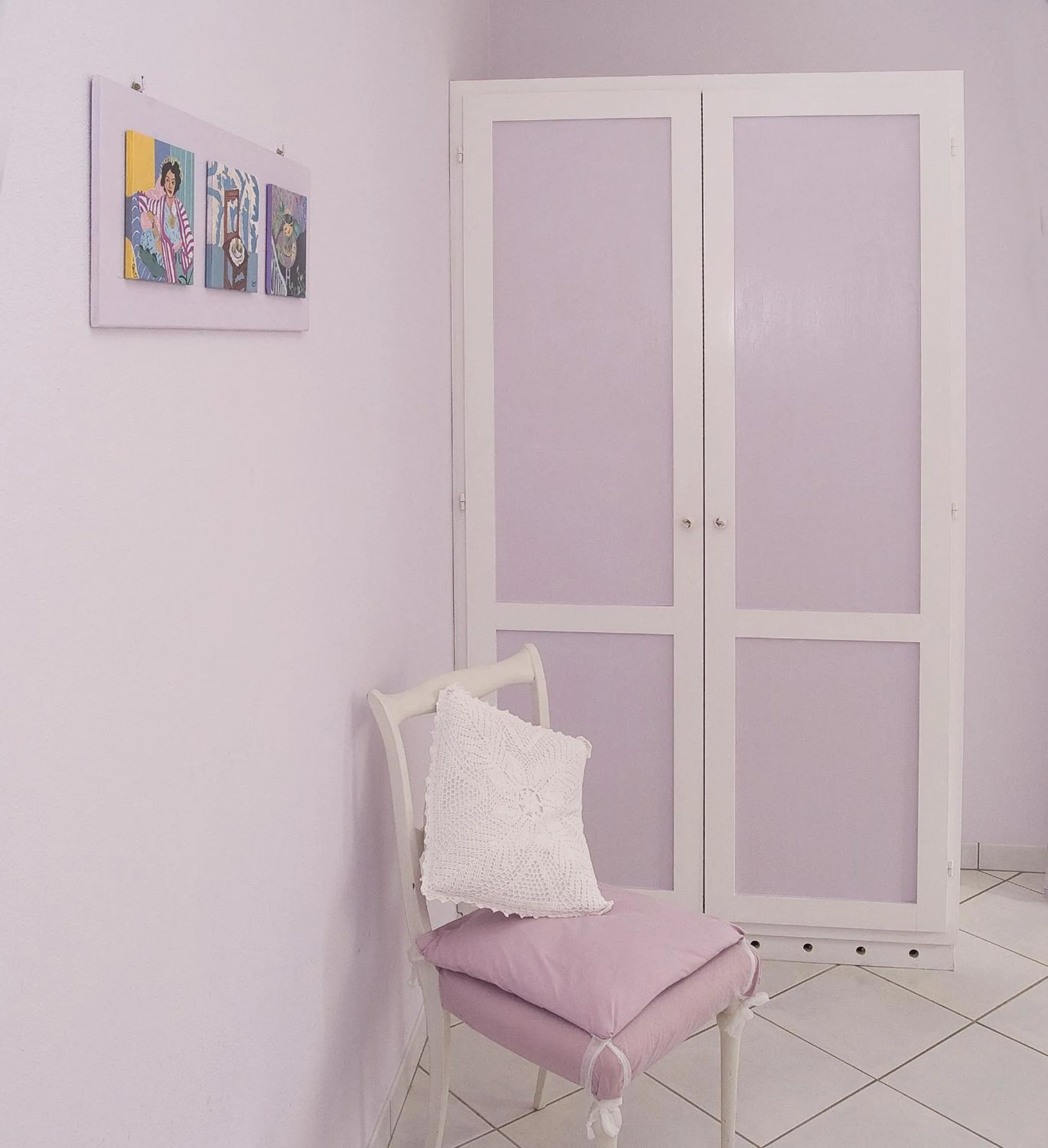 Seating area in Villa Amelia Rooms