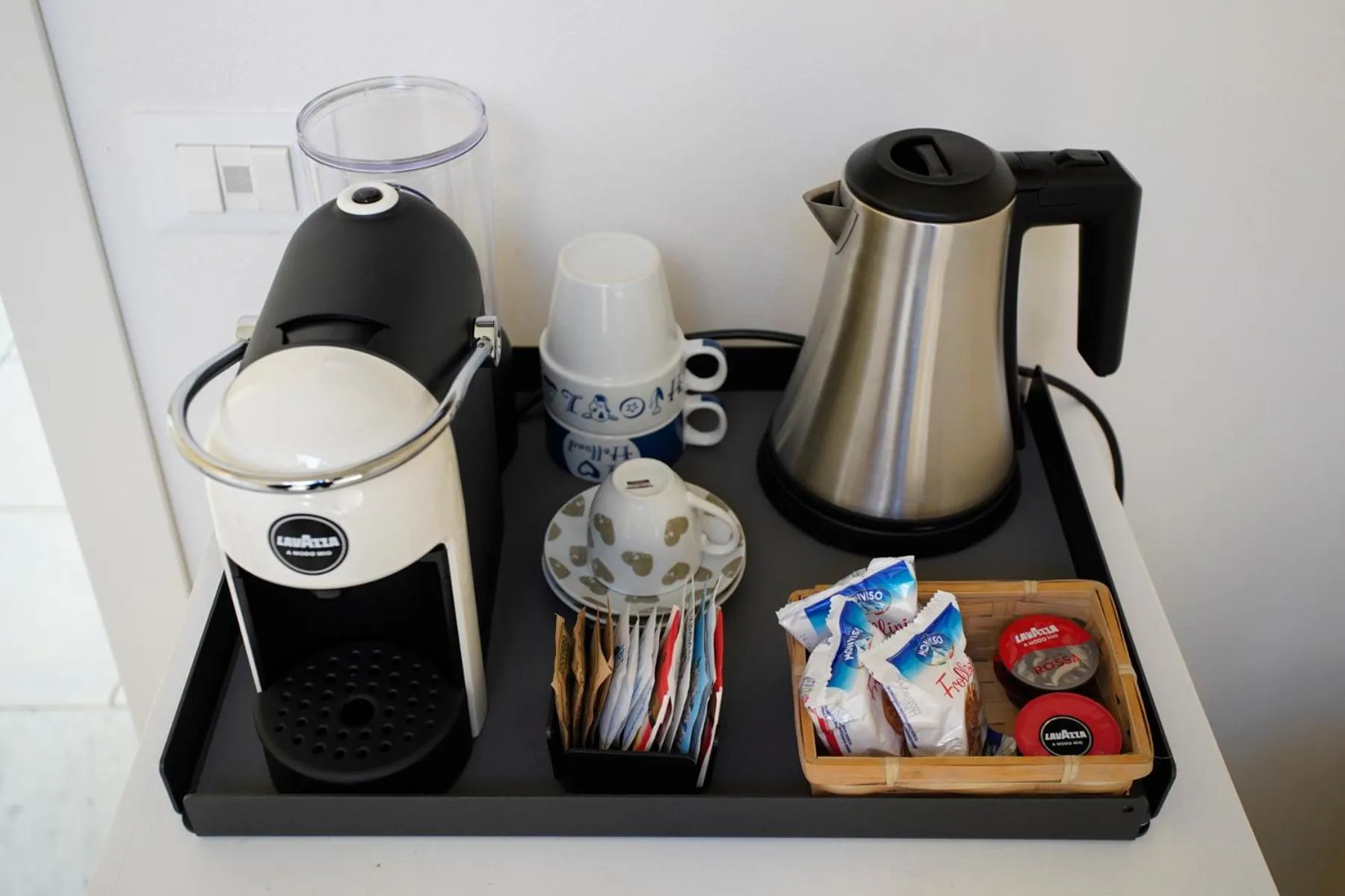 Coffee/tea facilities in Villa Amelia Rooms