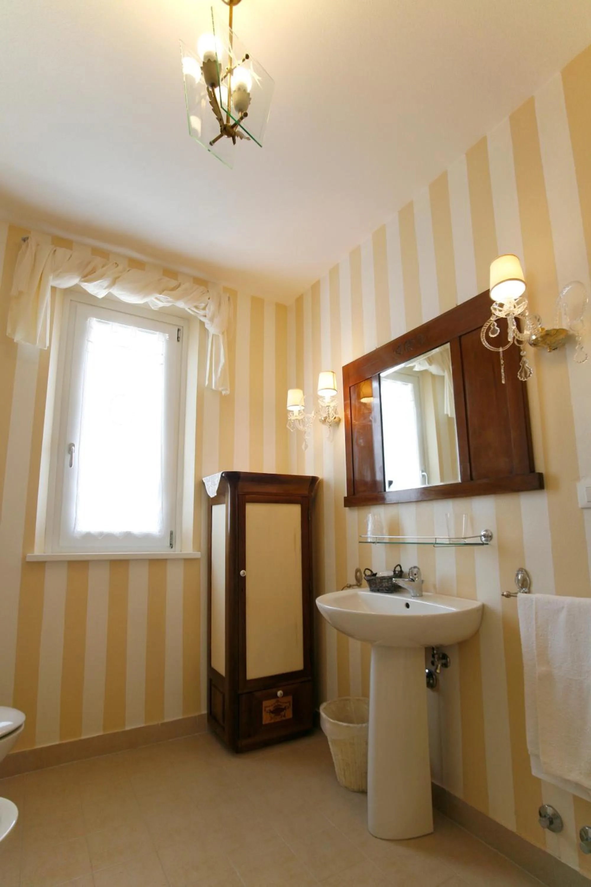 Bathroom in Villa Amelia Rooms