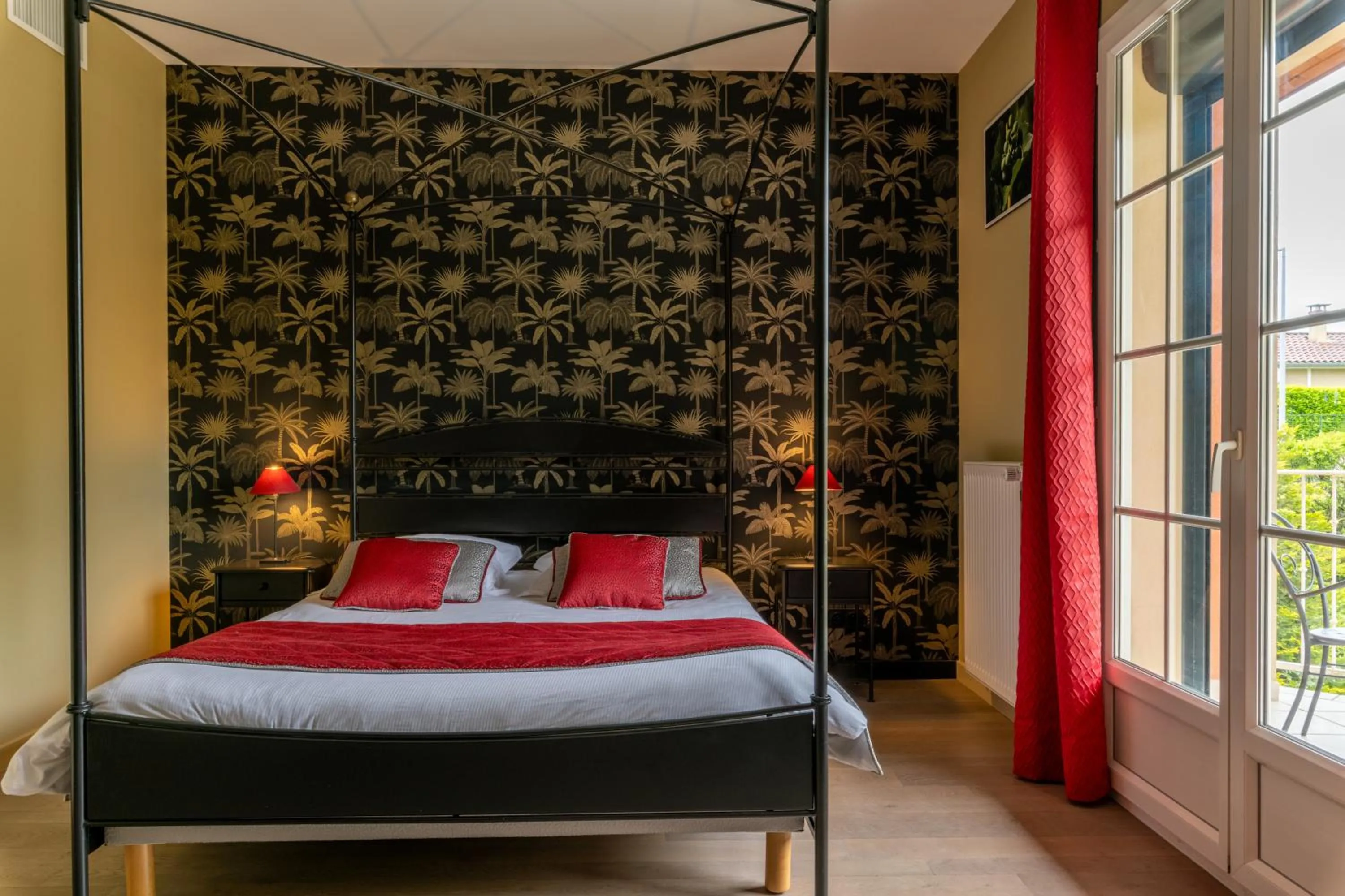 Property building, Bed in Le Moulin du Gastronome