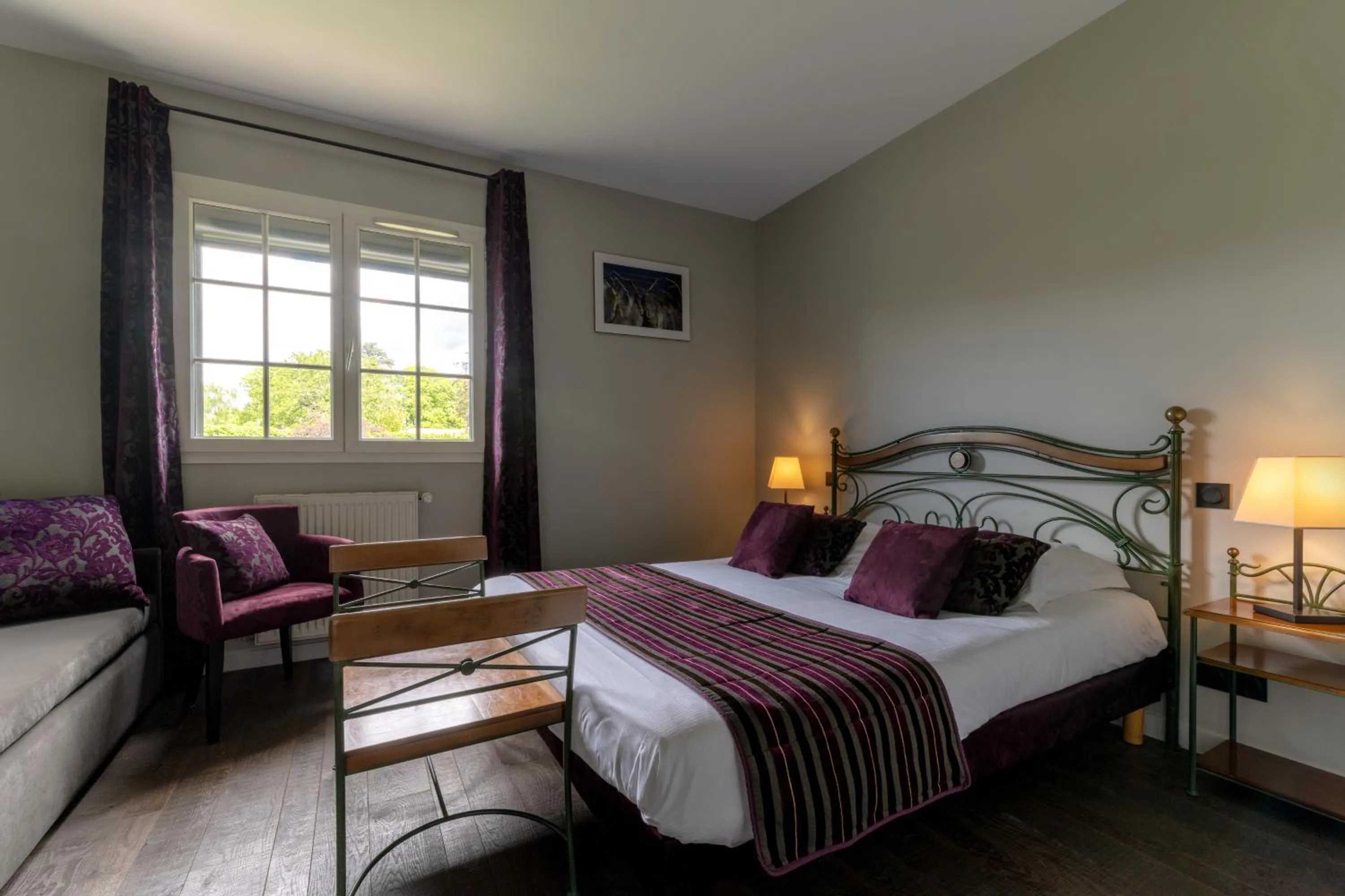 Property building, Bed in Le Moulin du Gastronome