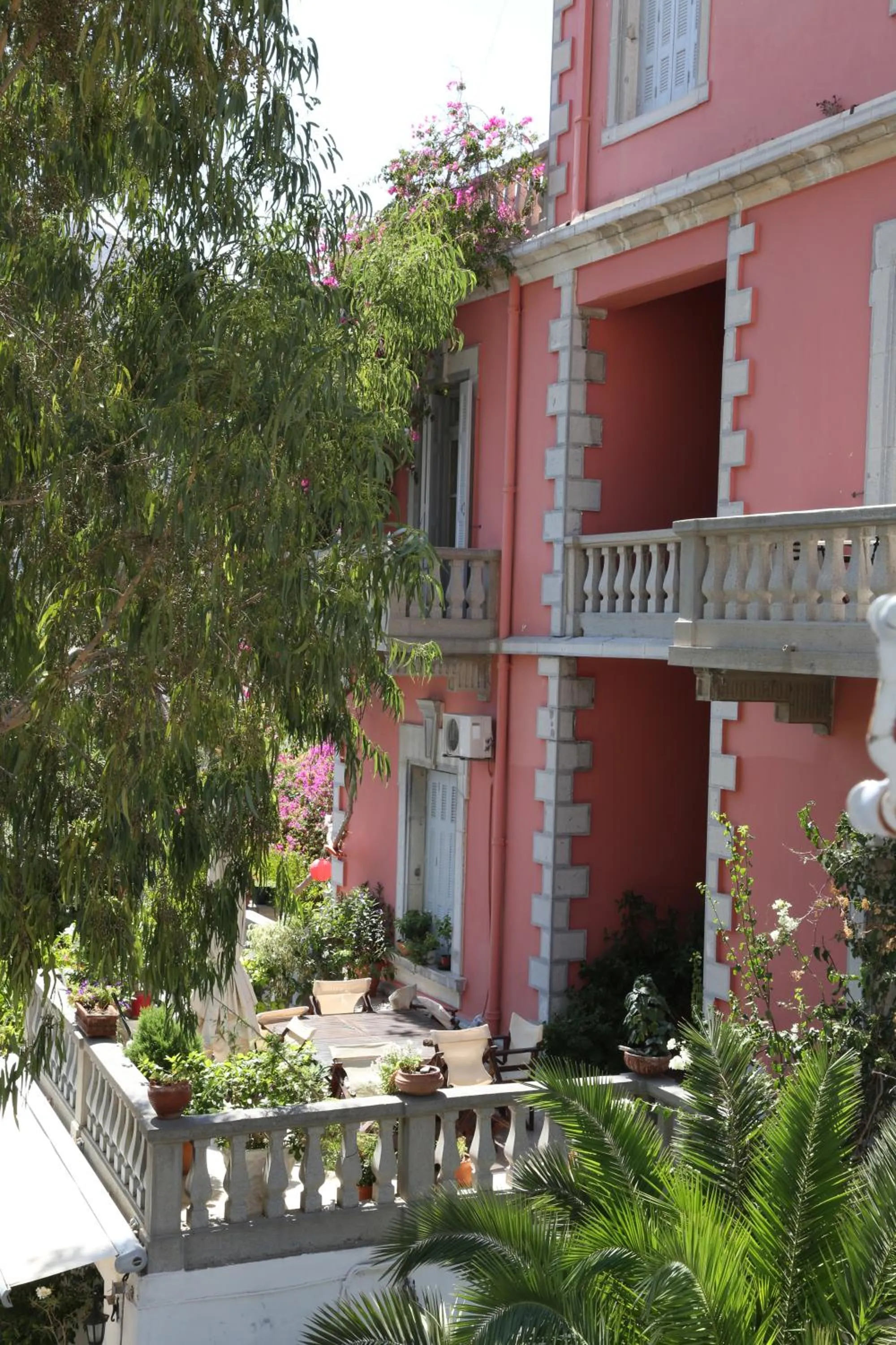 Day in Villa Melina Hotel