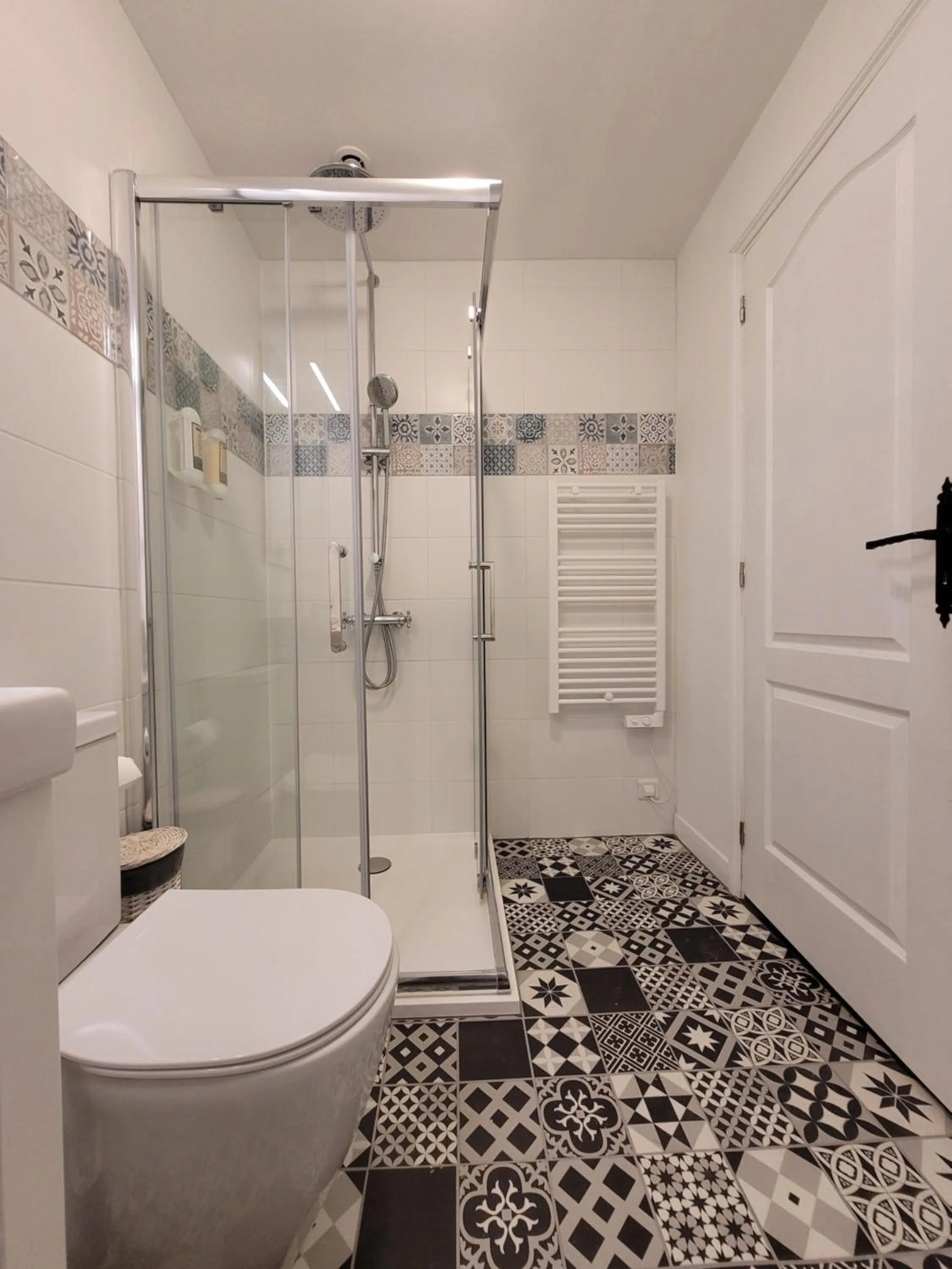 Bathroom in Les Portails Bleus