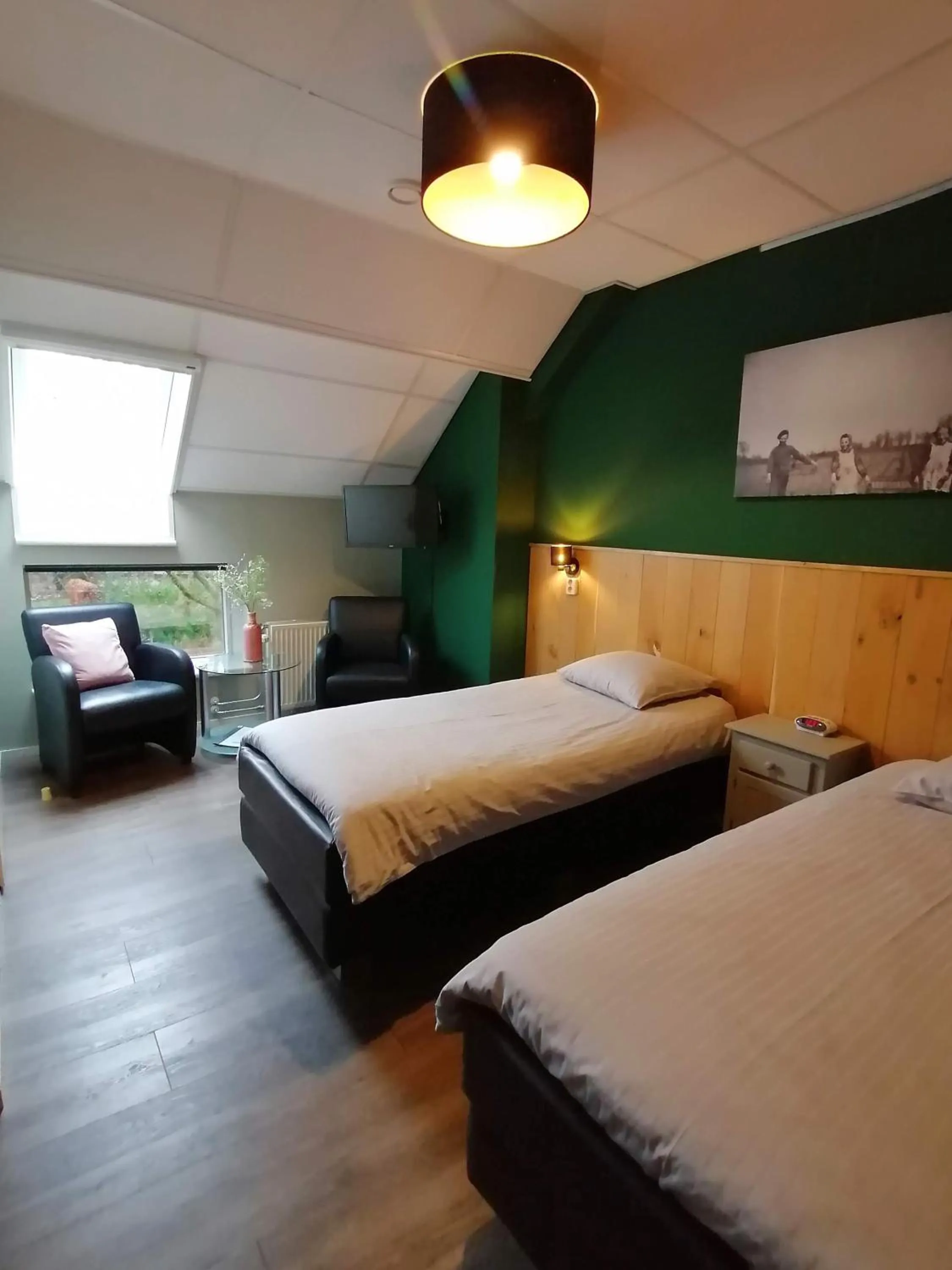 Bed in Hotel Lemmenhof