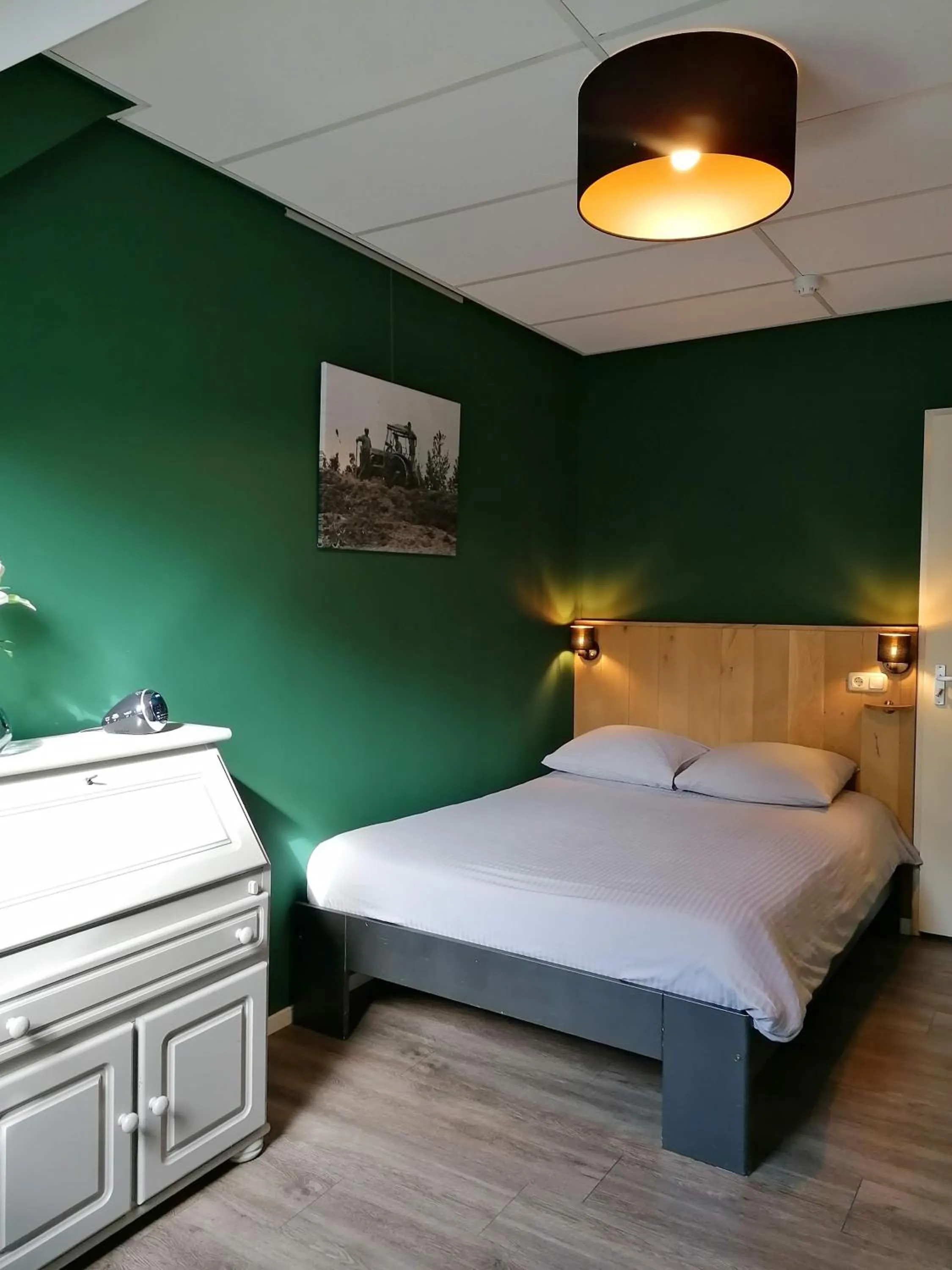 Bed in Hotel Lemmenhof