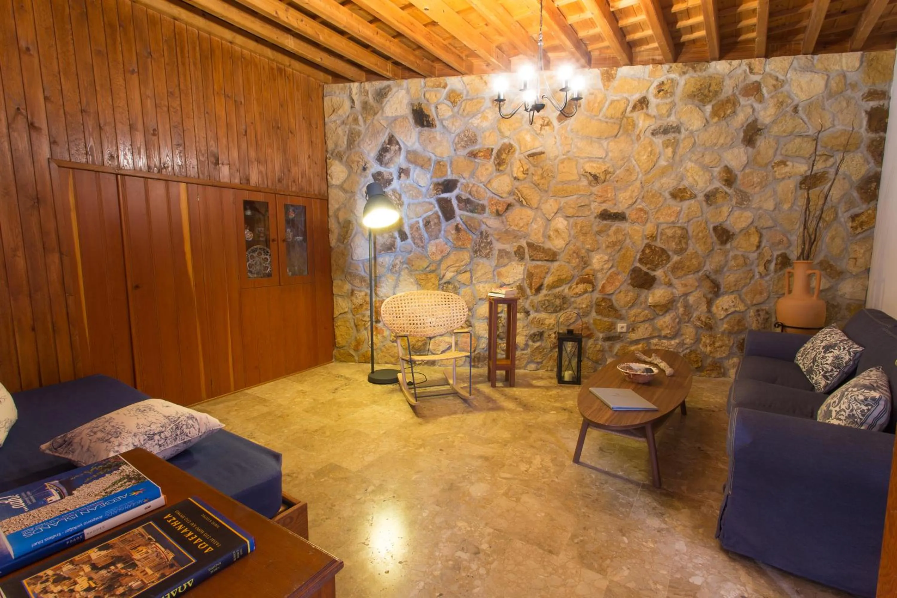 Bed in Thea Villas and Suite