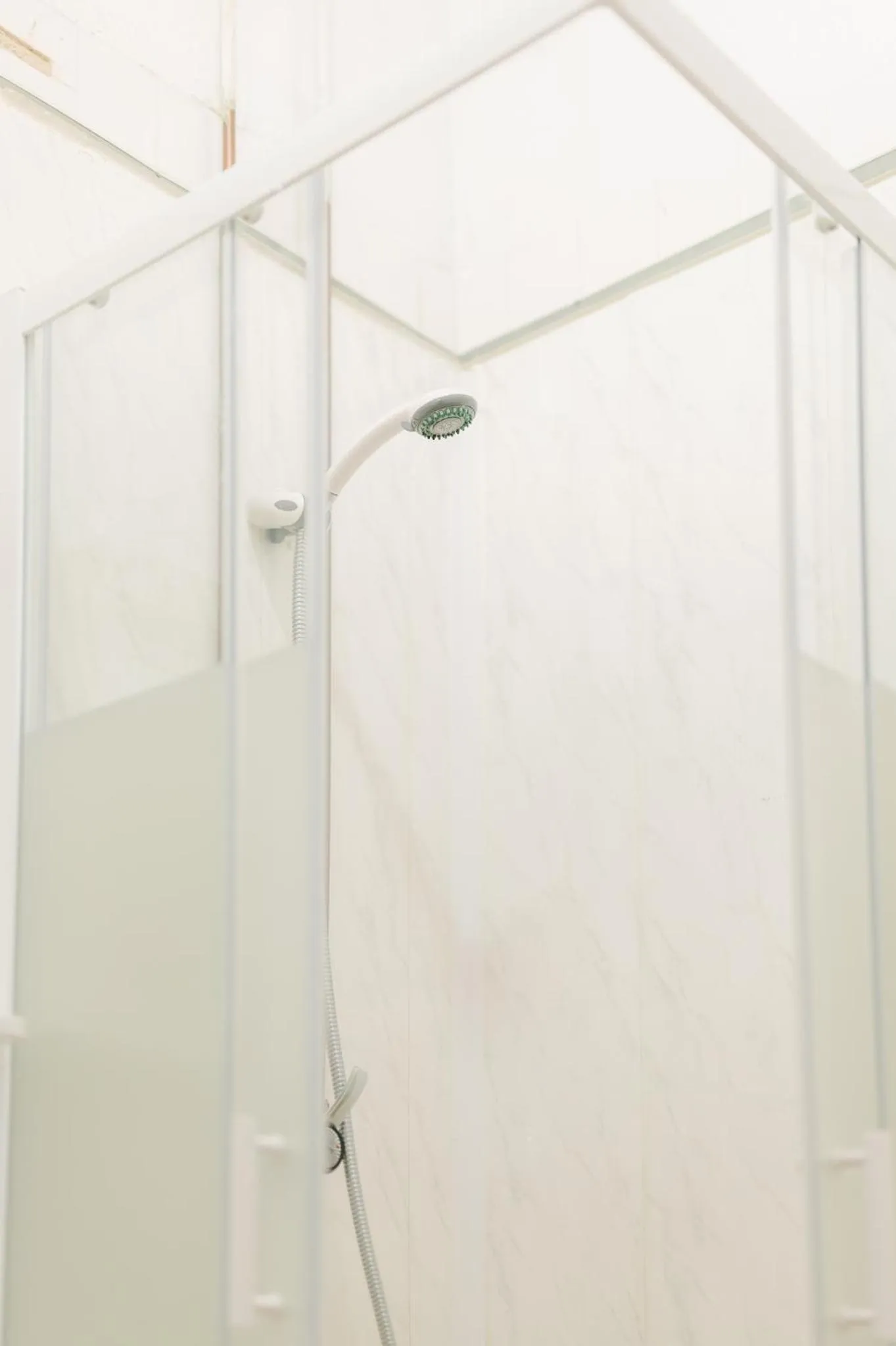 Bathroom in The Chimes on the Sea