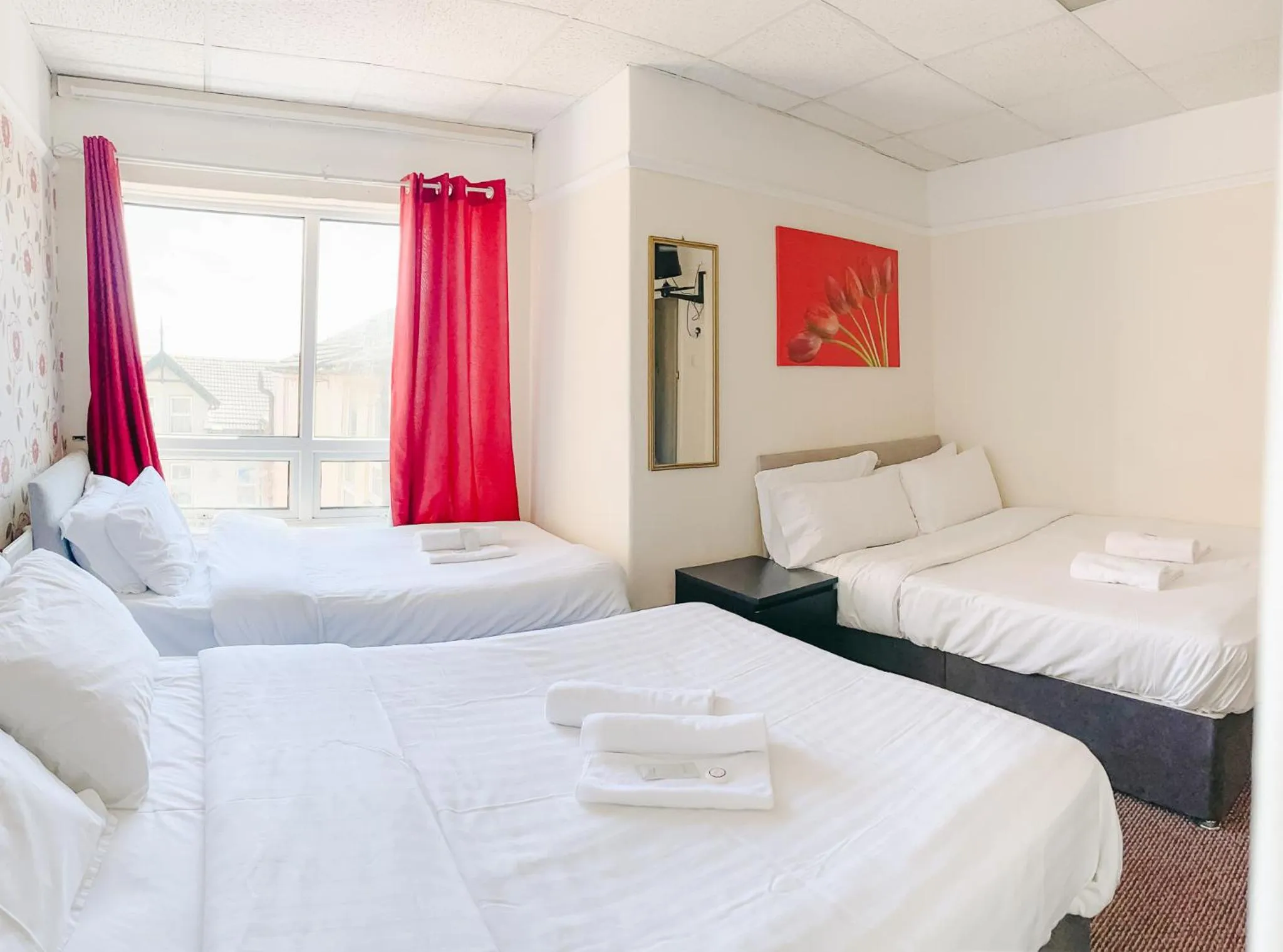 Bedroom in The Chimes on the Sea