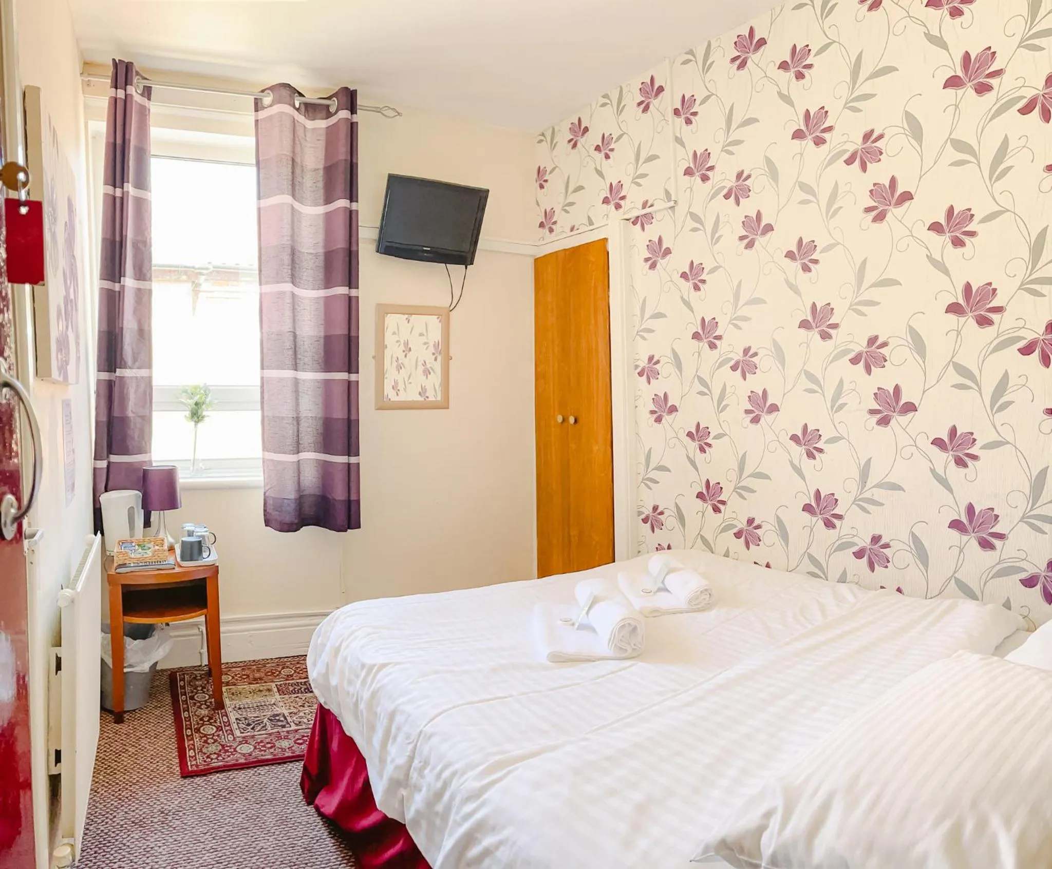 Bedroom in The Chimes on the Sea