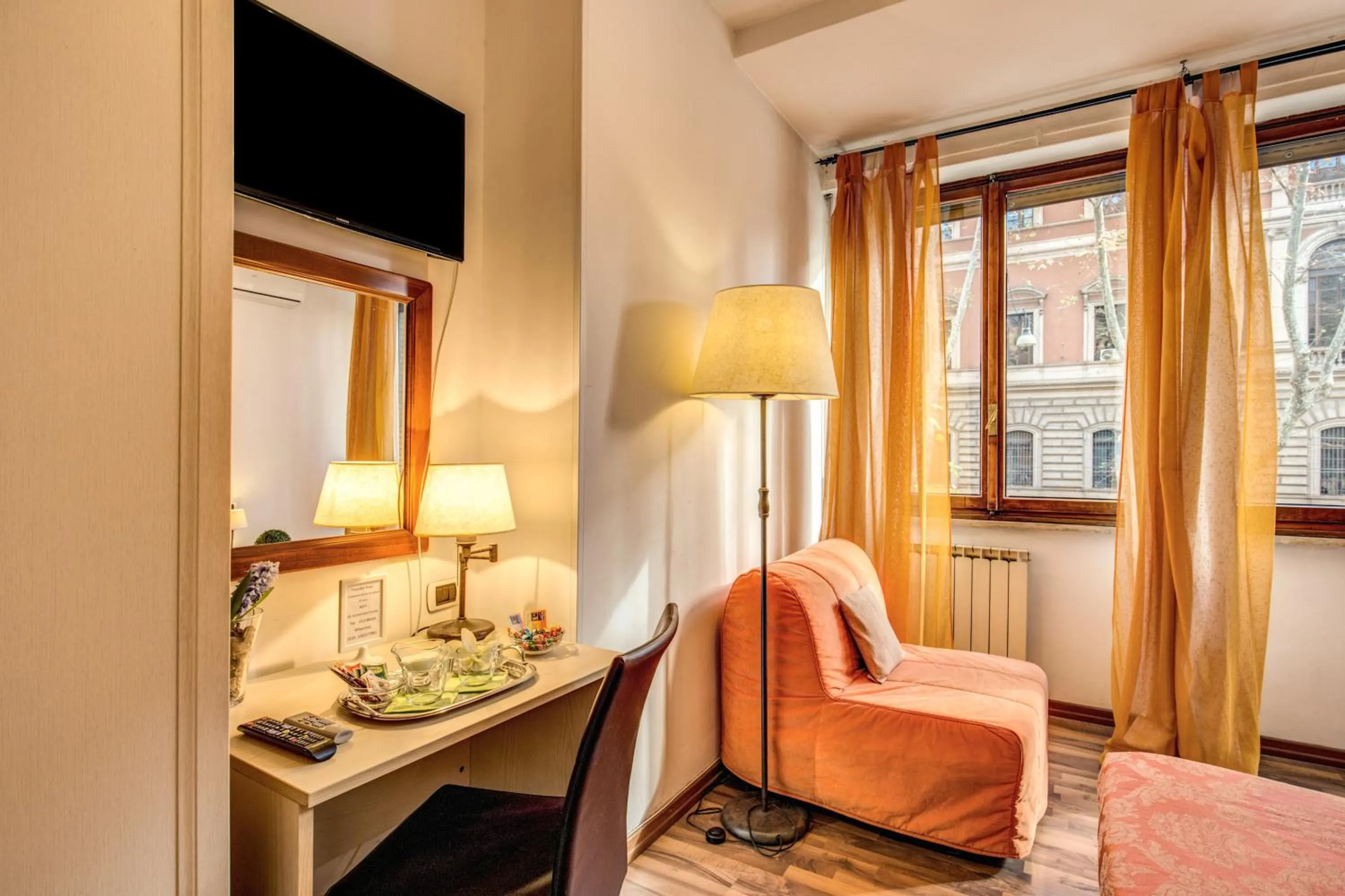 Bedroom, Bed in Trastevere Rooms