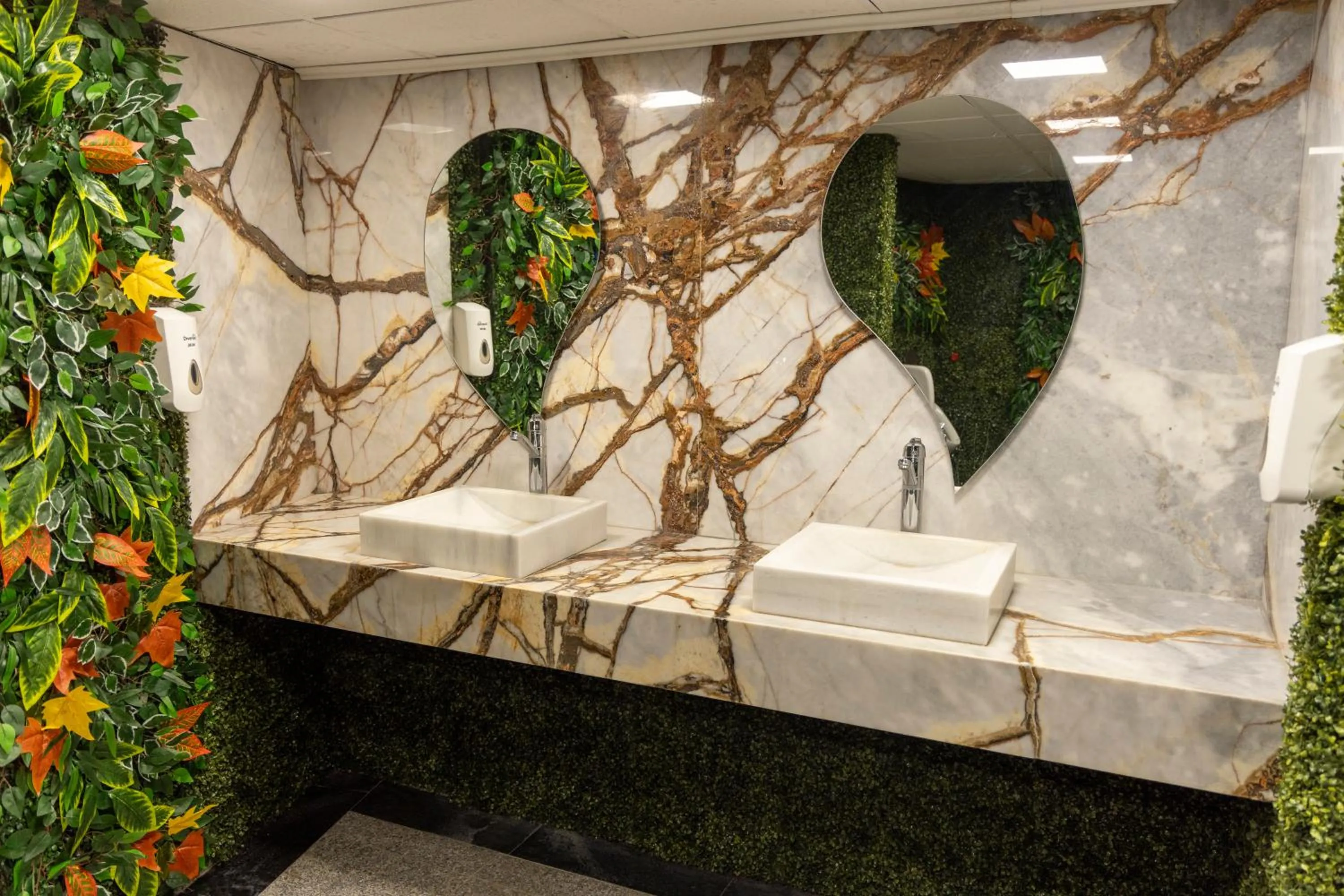 Bathroom in Afyon MCG Marble Hotel