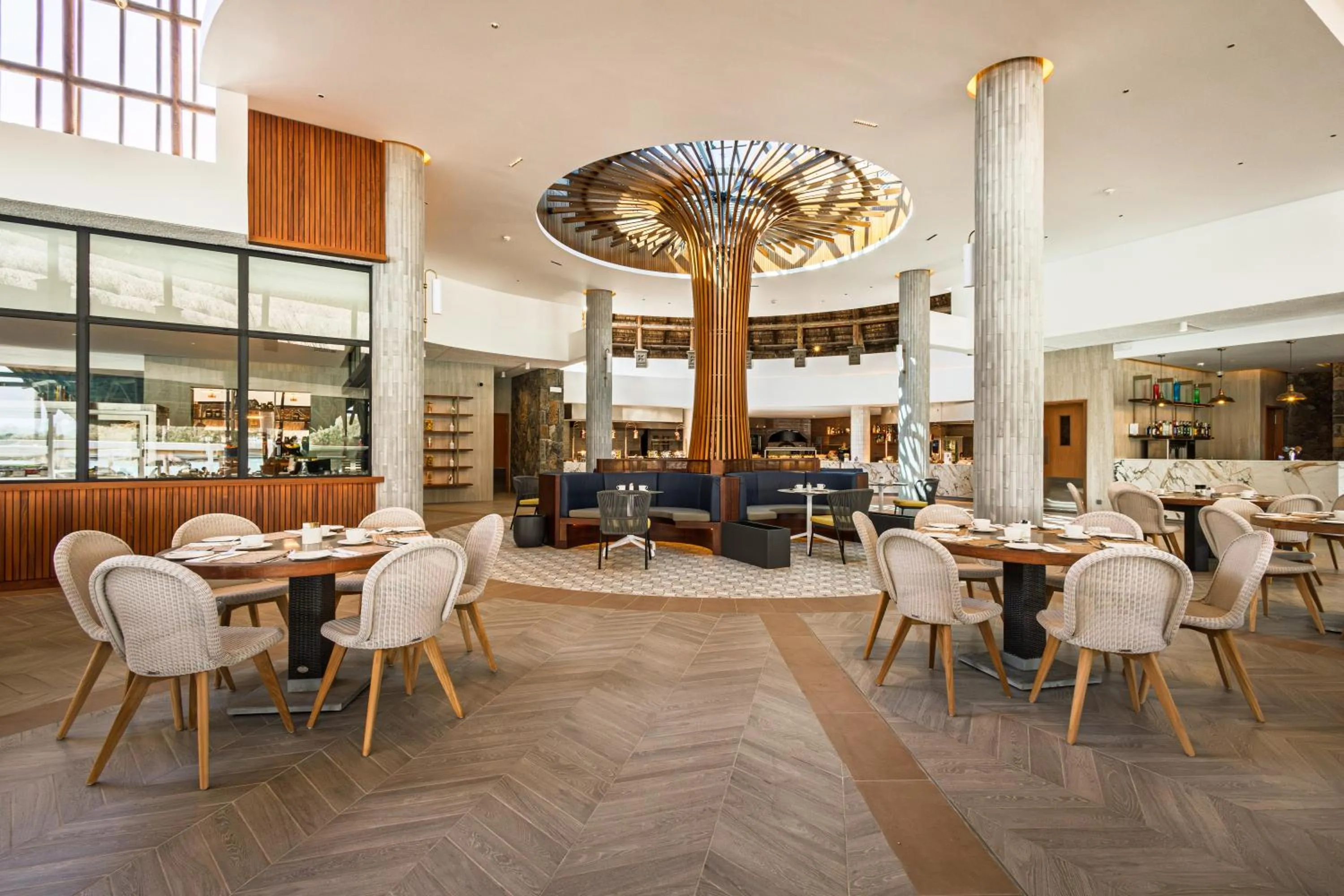 Restaurant/places to eat in Shandrani Beachcomber Resort & Spa