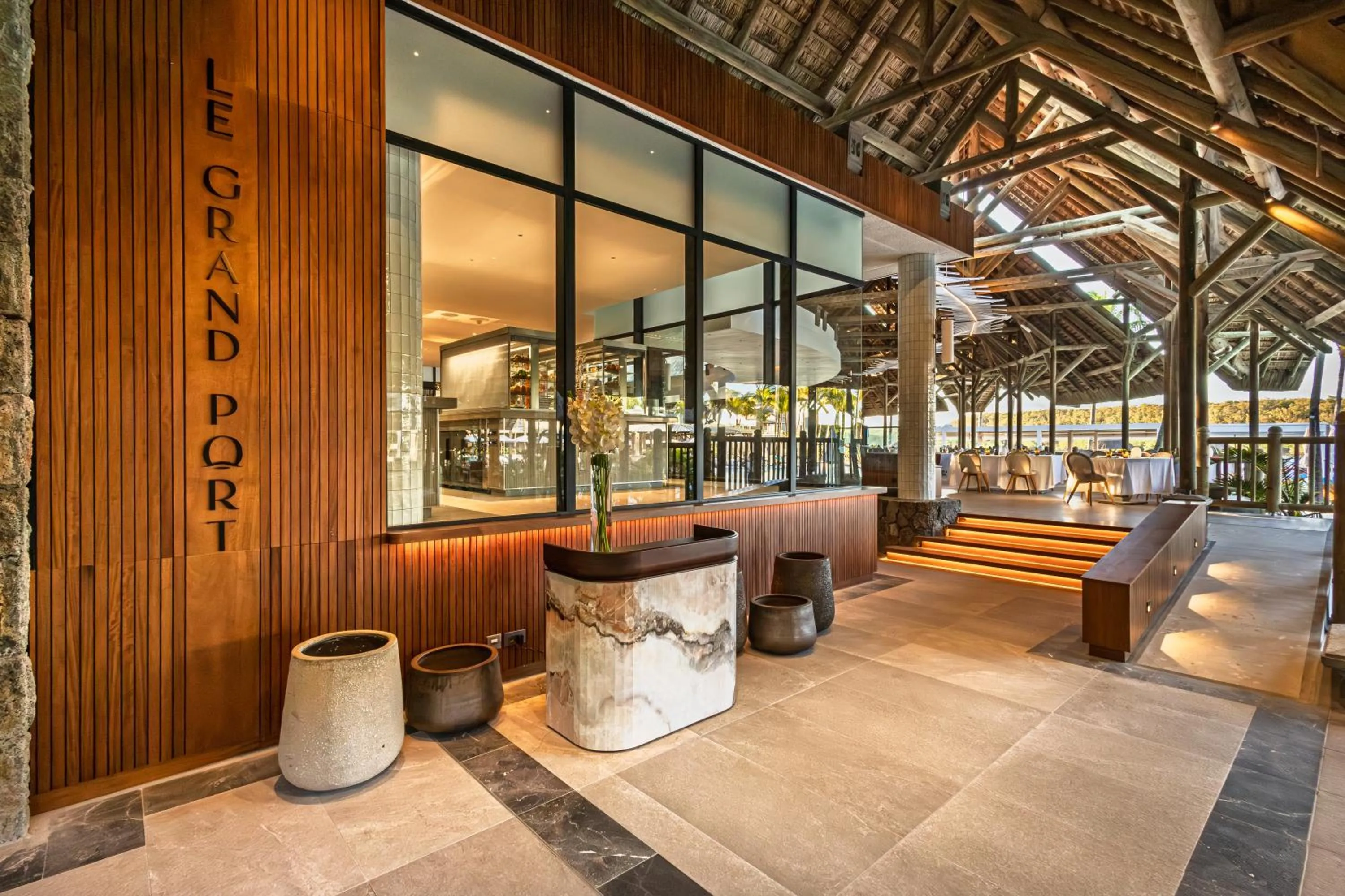 Restaurant/places to eat in Shandrani Beachcomber Resort & Spa