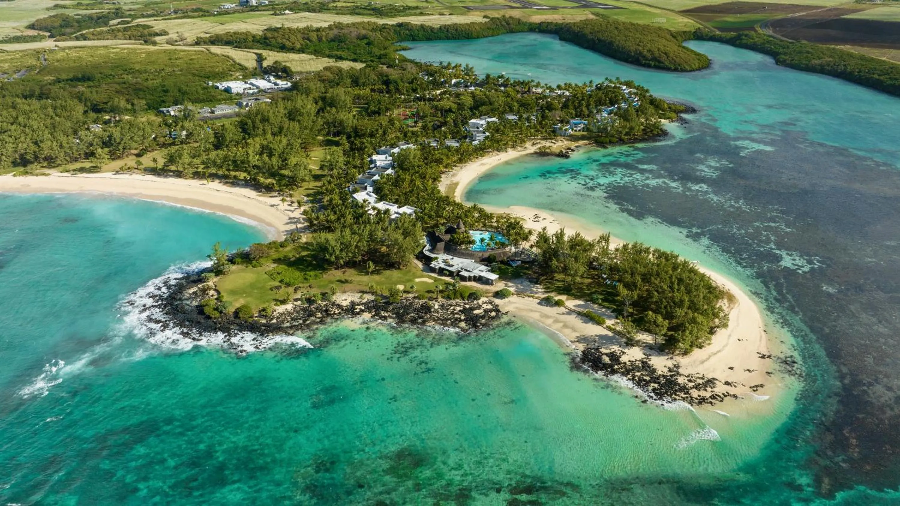 Bedroom in Shandrani Beachcomber Resort & Spa