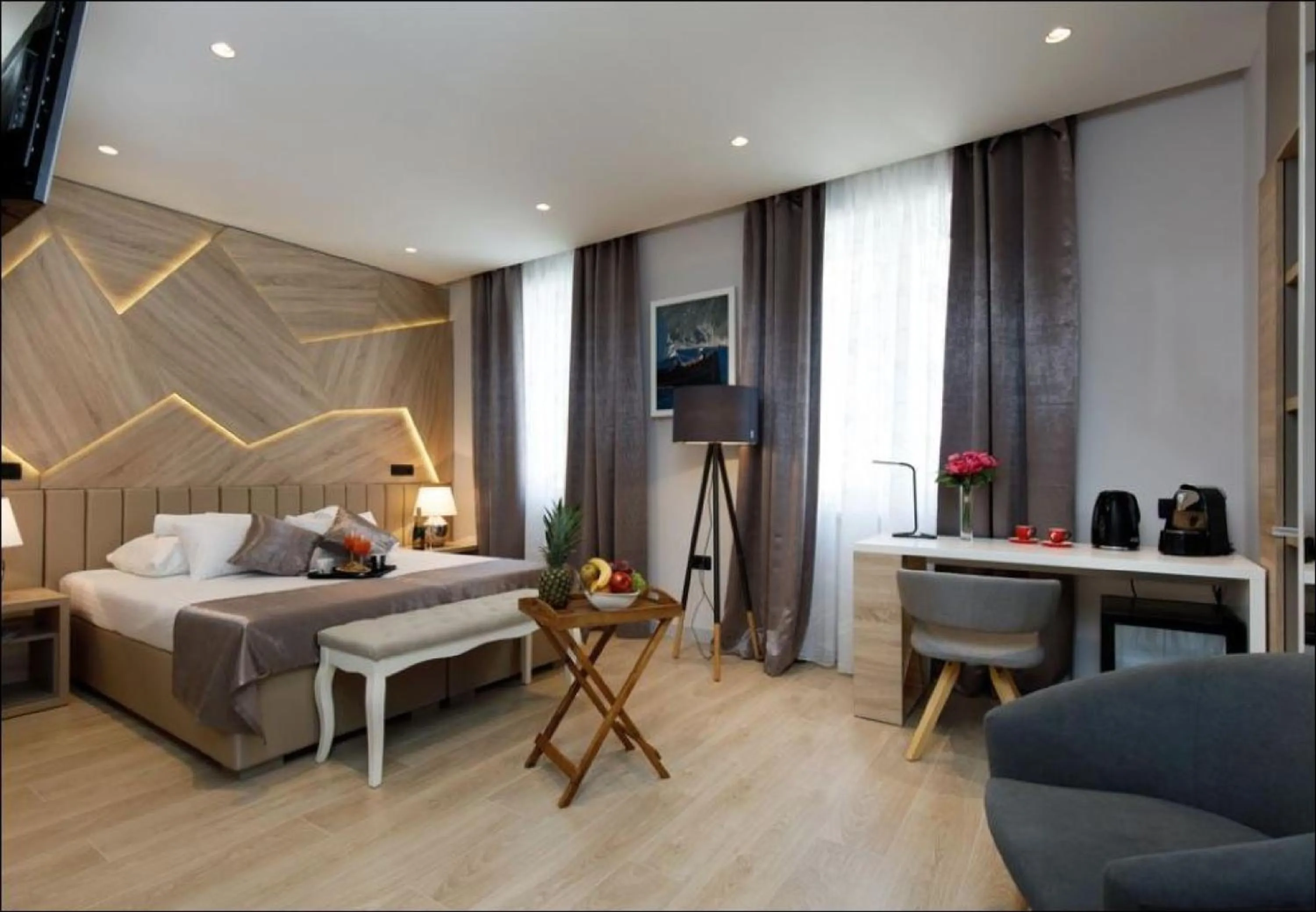 Photo of the whole room, Bed in Sailor Boutique Rooms