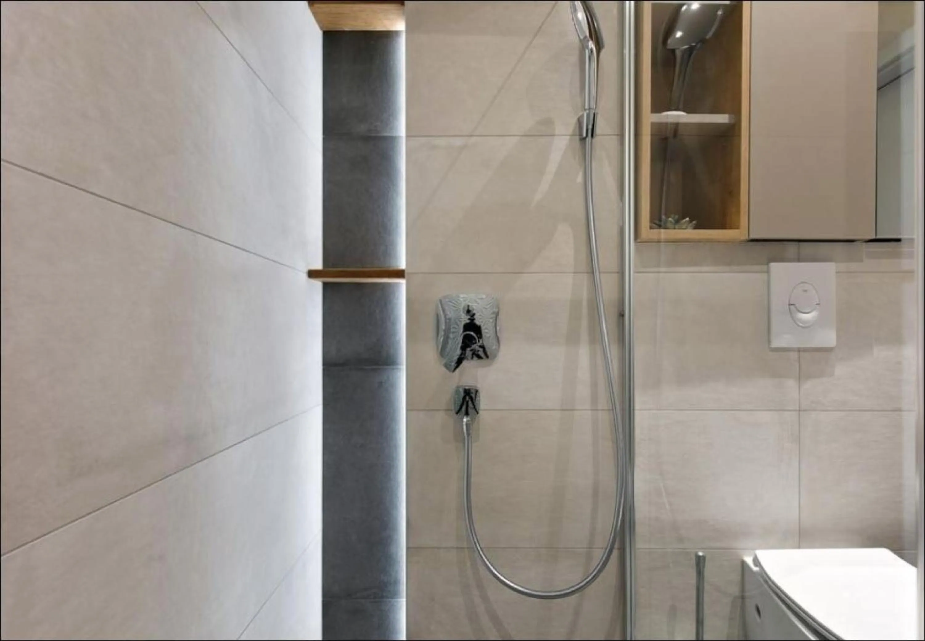 Toilet in Sailor Boutique Rooms