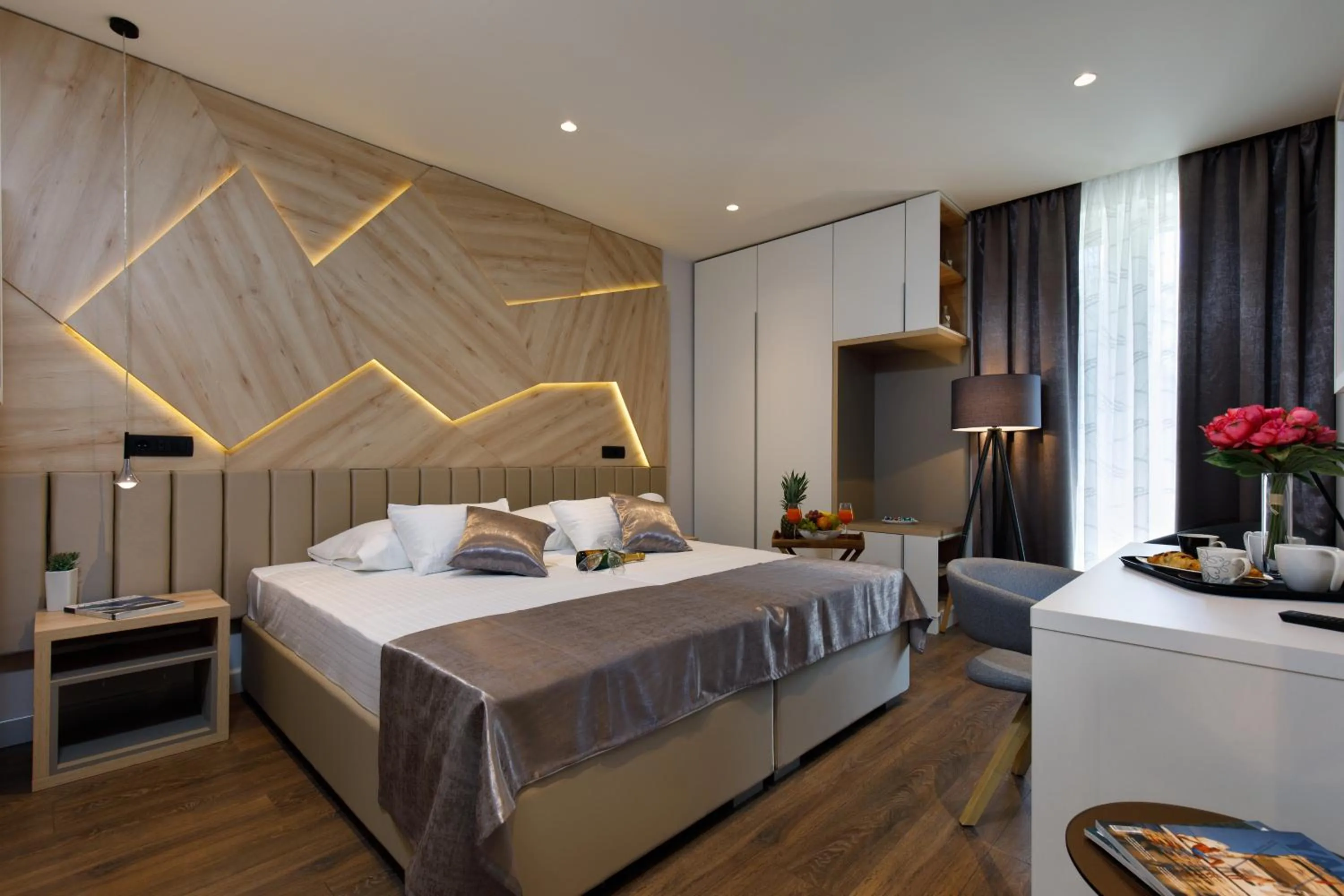 Coffee/tea facilities, Bed in Sailor Boutique Rooms