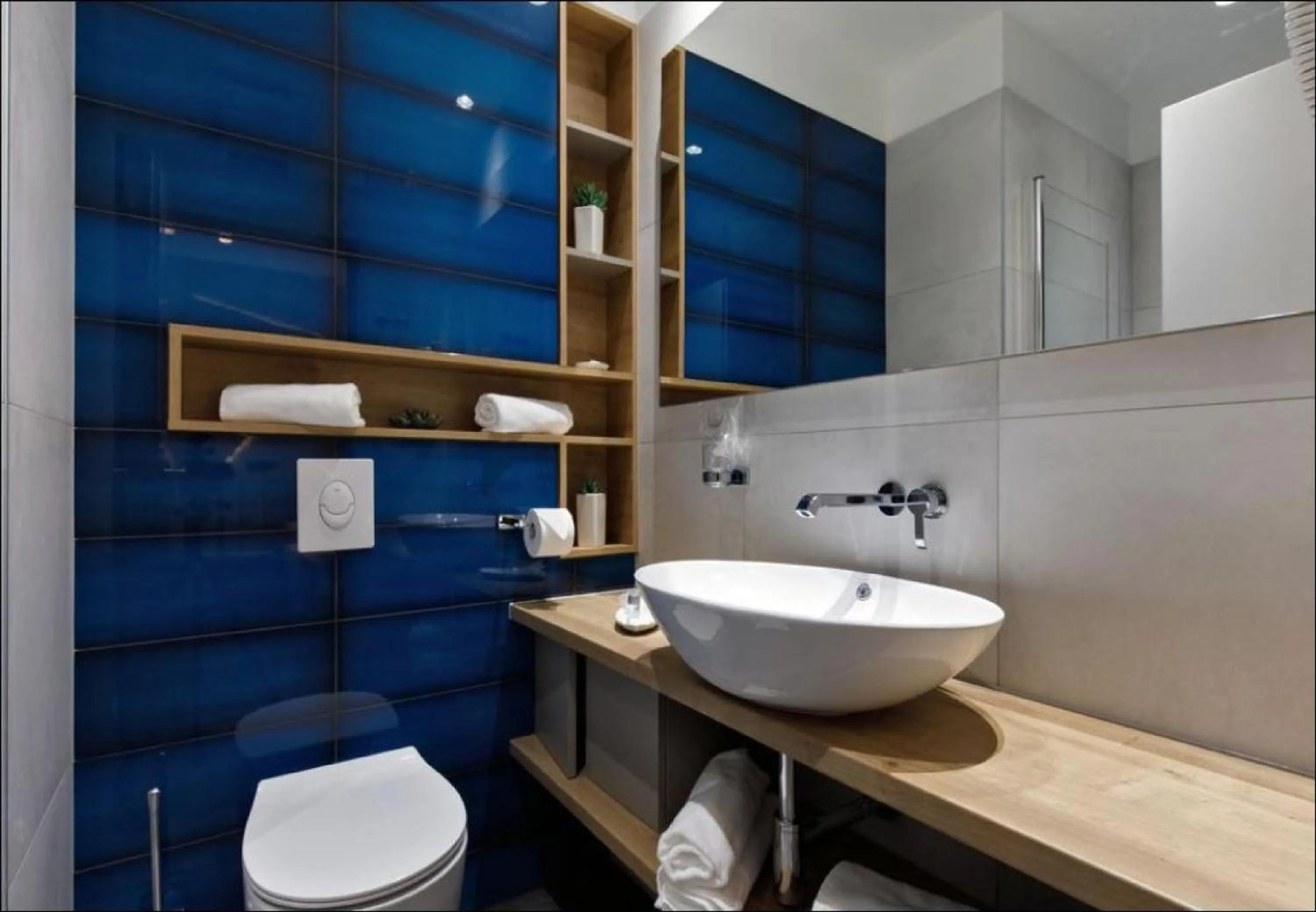 Toilet in Sailor Boutique Rooms