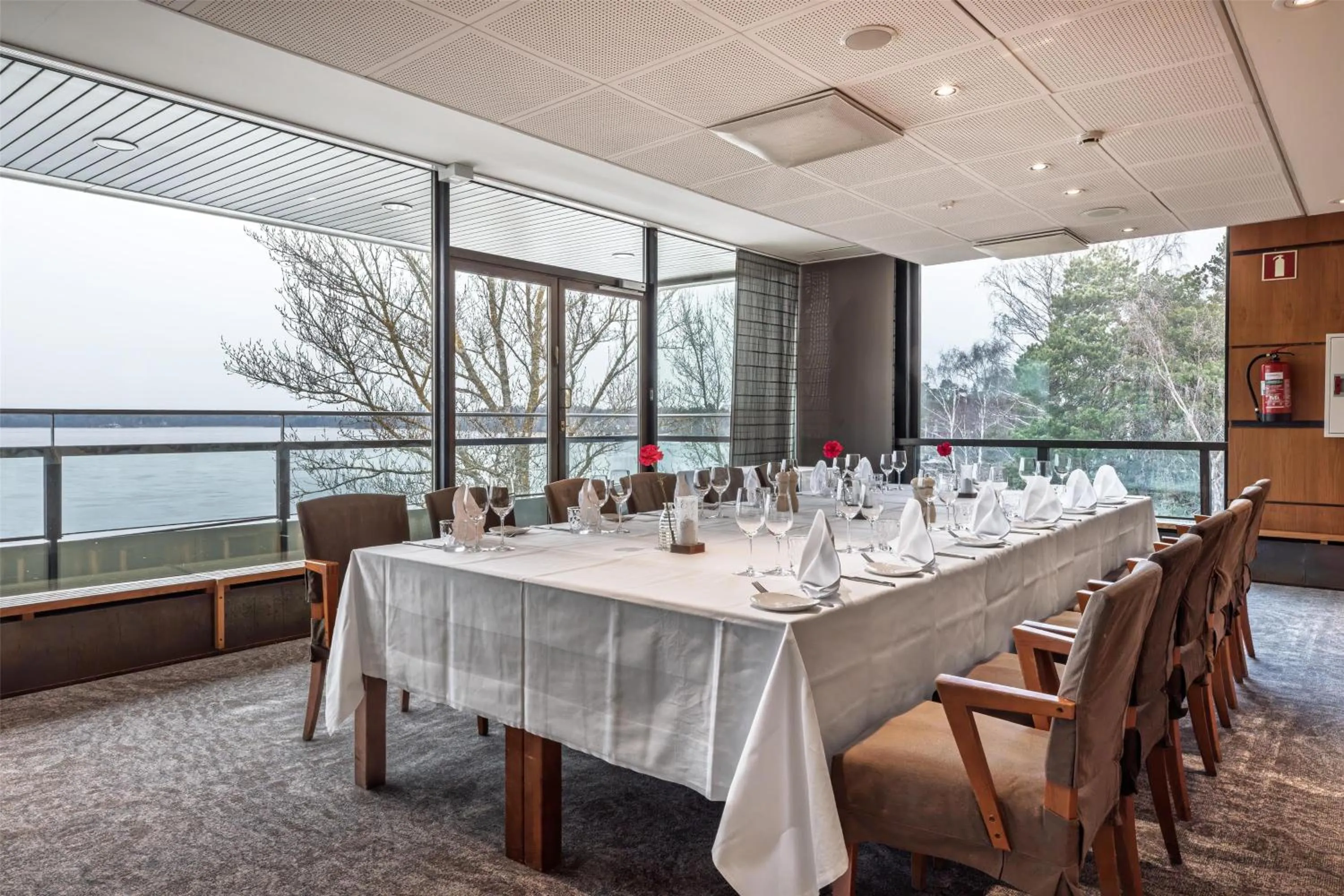 Restaurant/places to eat in Hilton Helsinki Kalastajatorppa