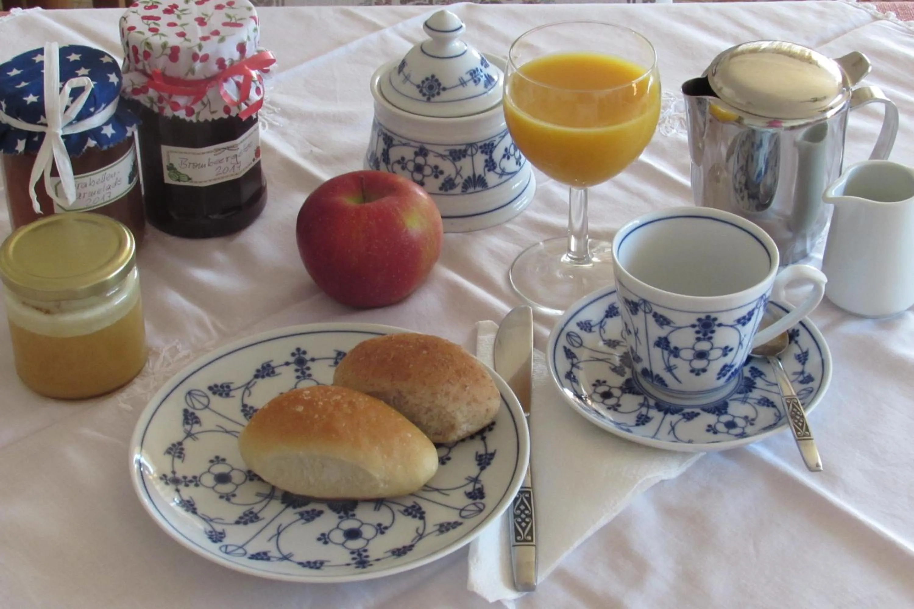 Buffet breakfast in Casa Antonio