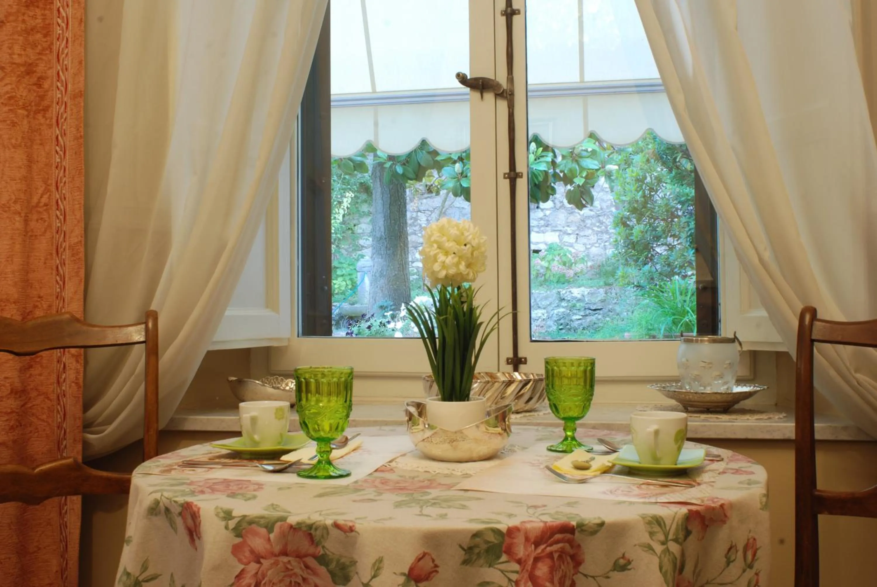 On site in Il Giardino Segreto di Ascoli Piceno