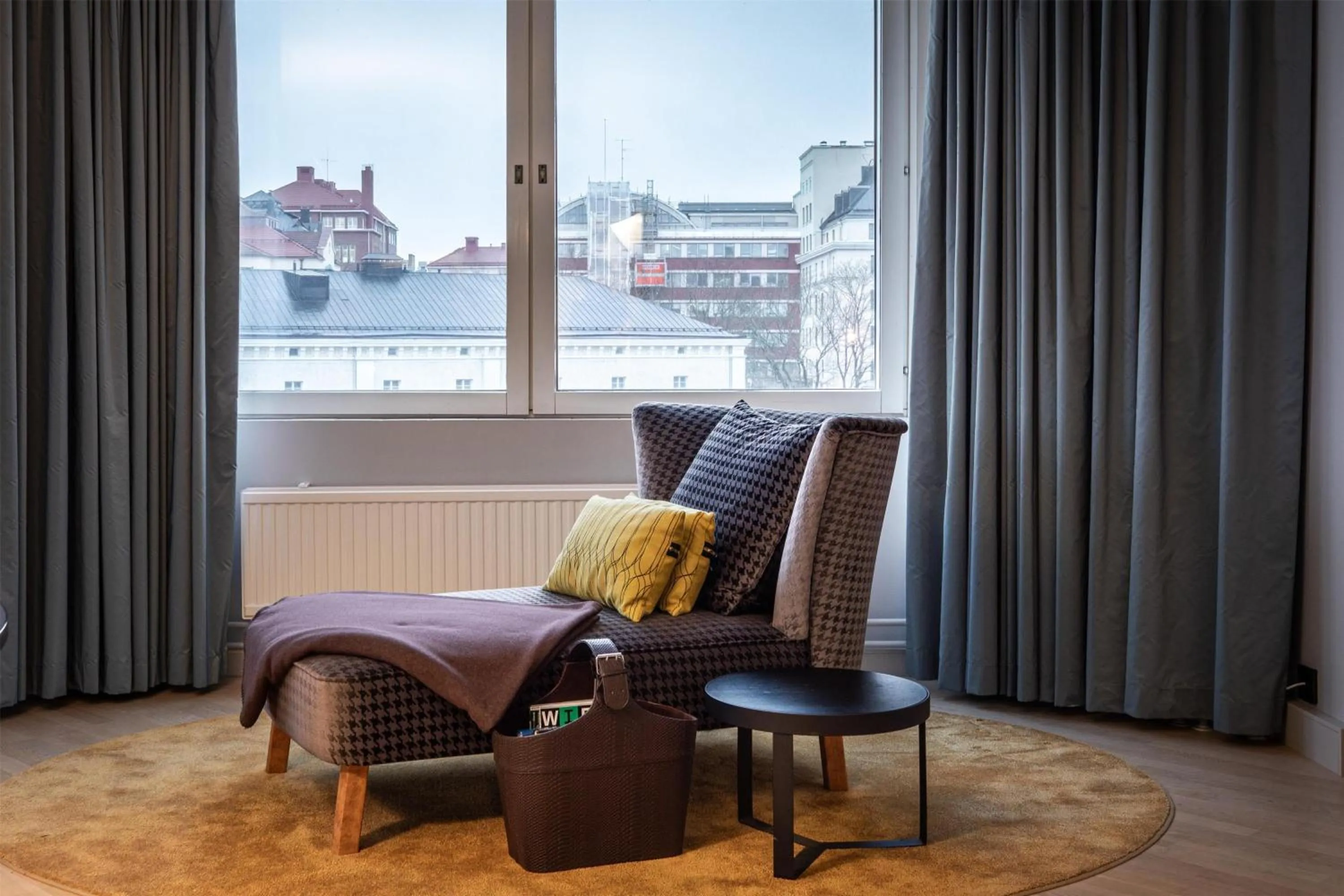 Living room in Hilton Helsinki Strand