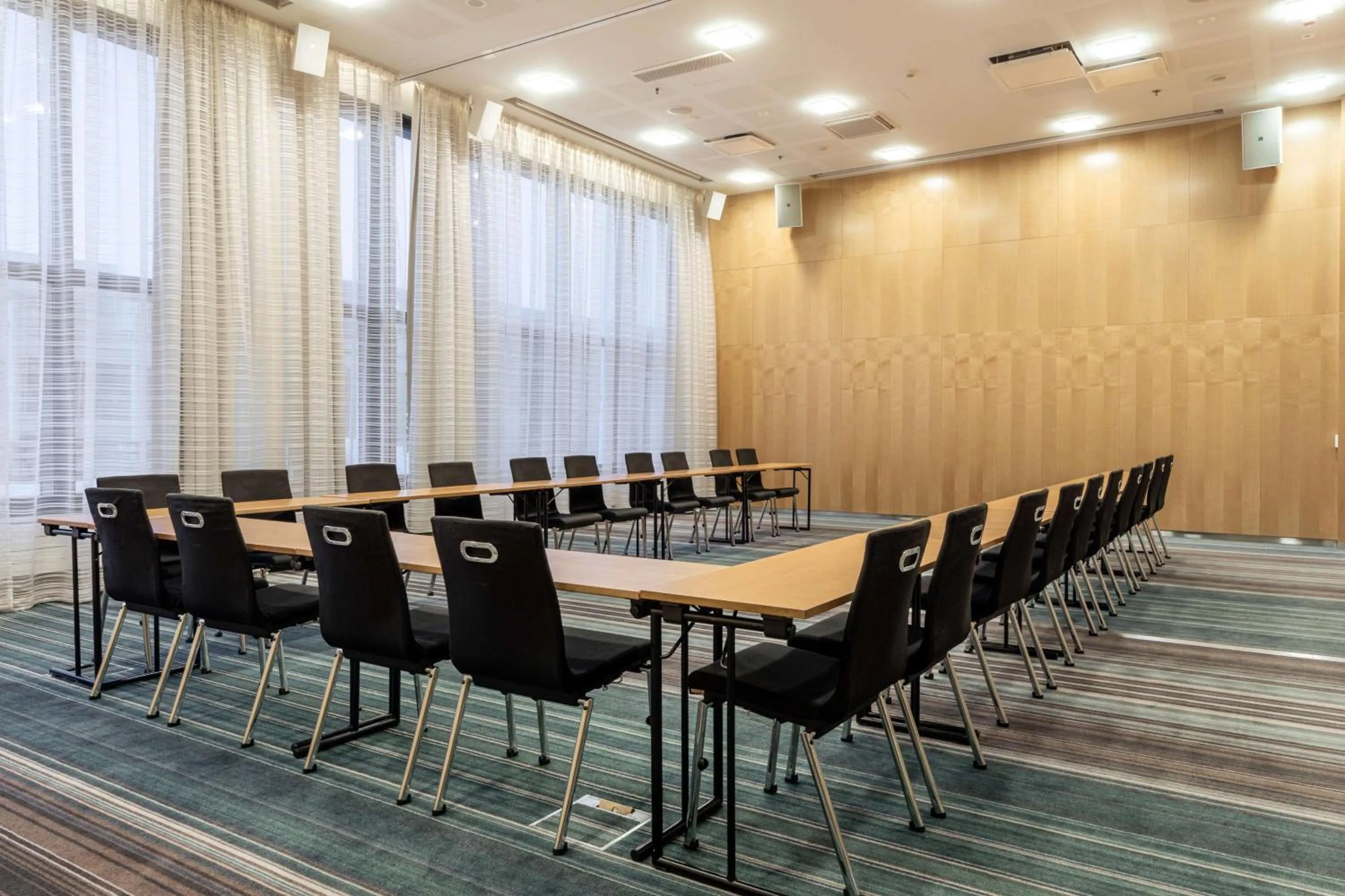 Meeting/conference room in Hilton Helsinki Airport