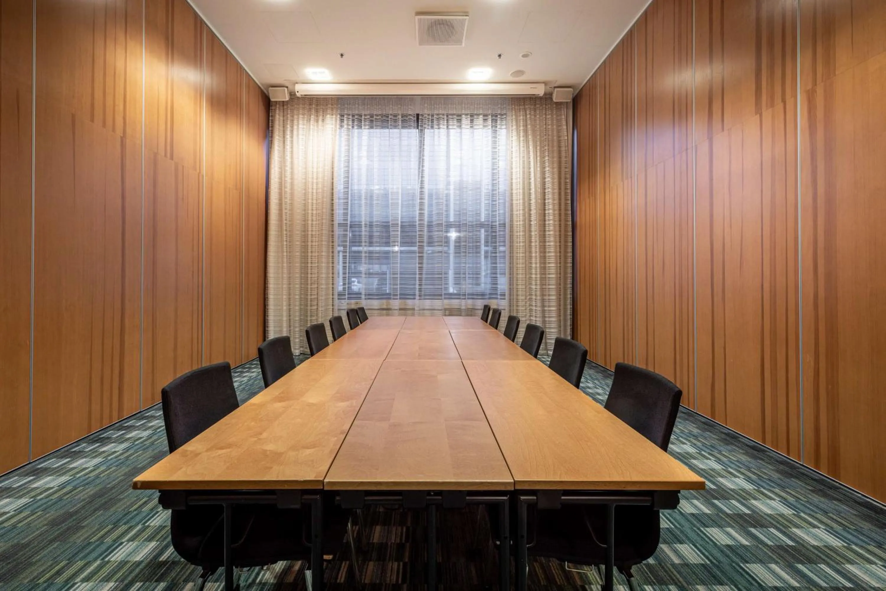 Meeting/conference room in Hilton Helsinki Airport