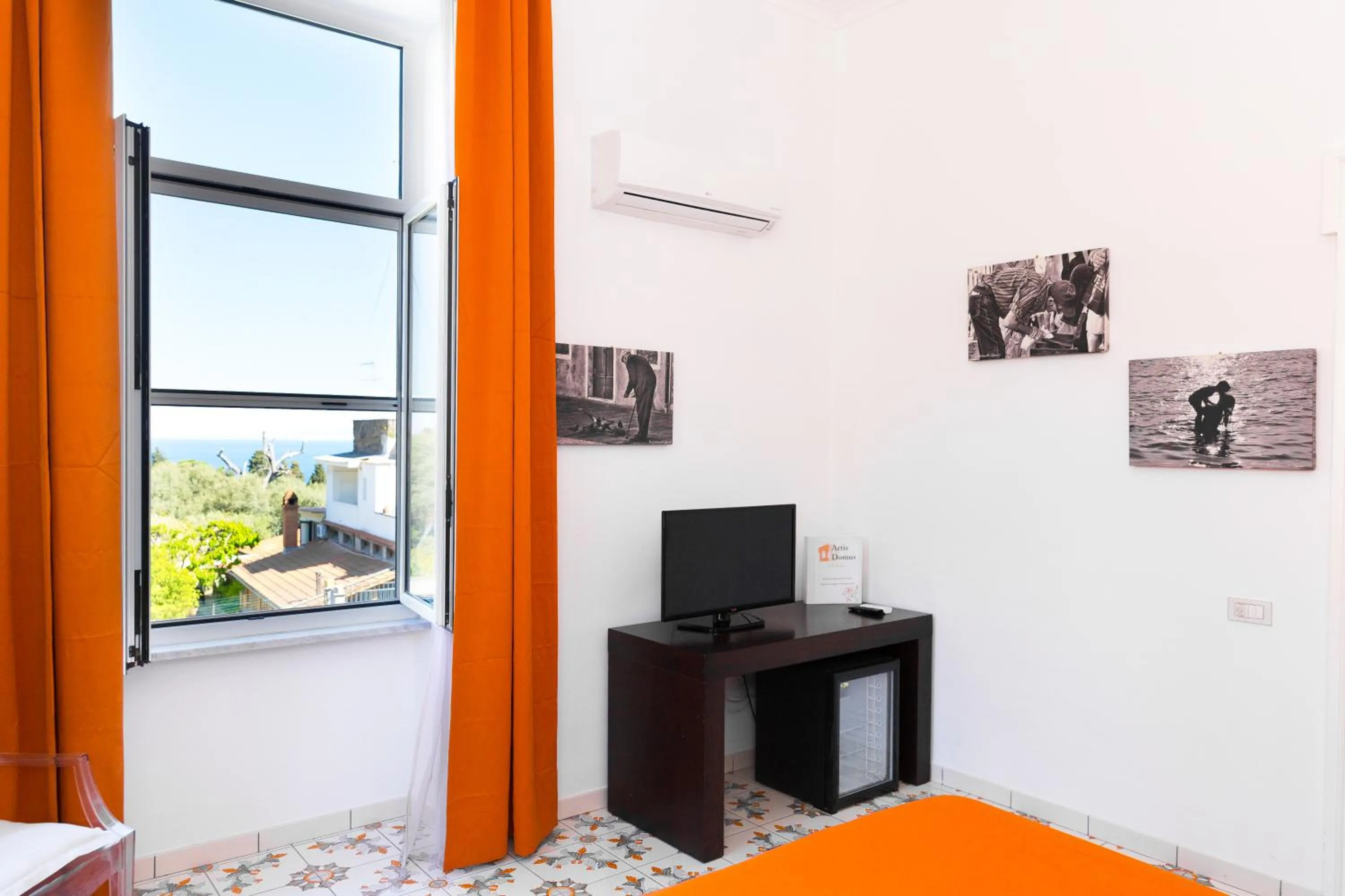 TV and multimedia in Artis Domus Relais & Spa