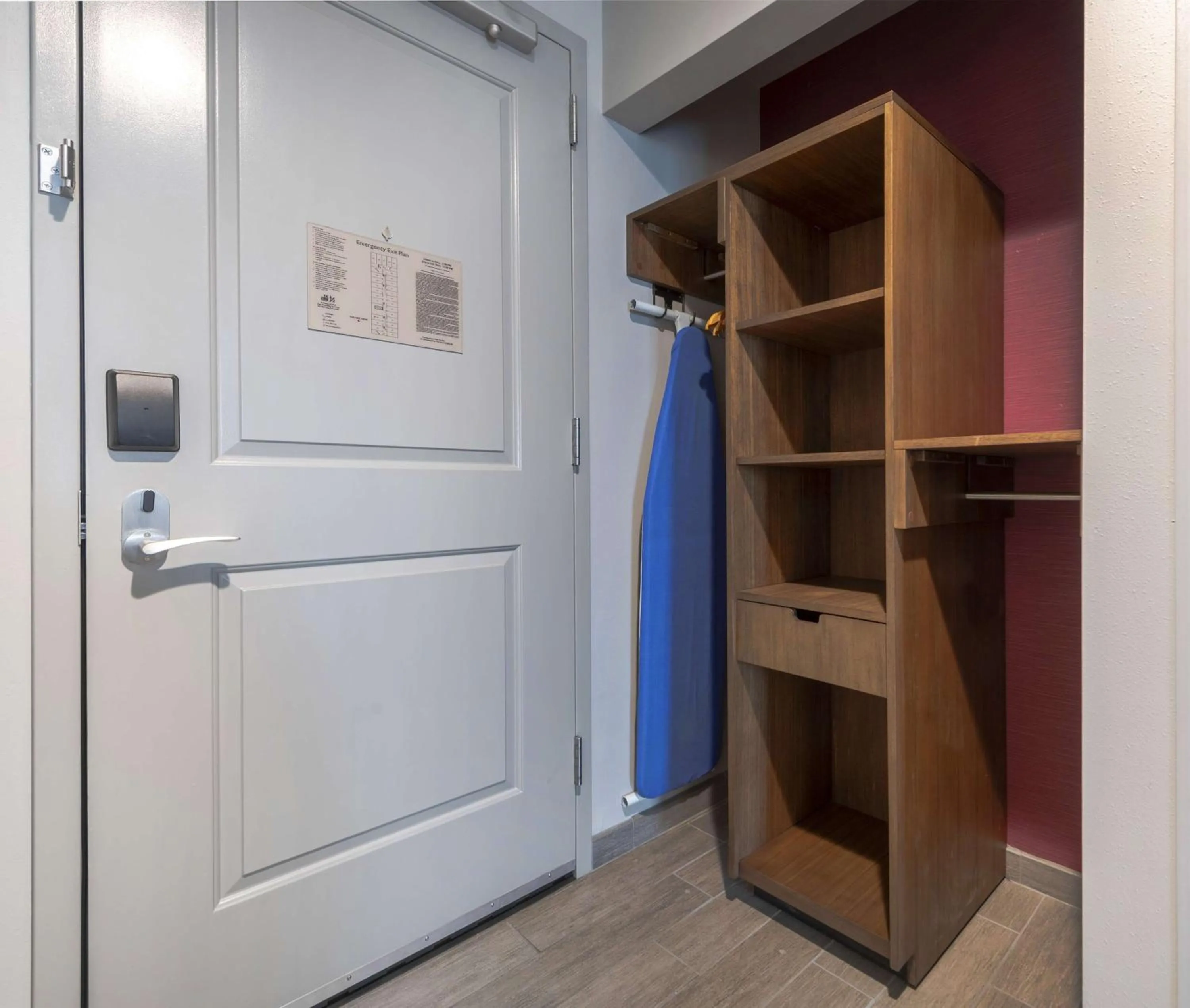 Photo of the whole room in Hilton Garden Inn Raleigh Cary