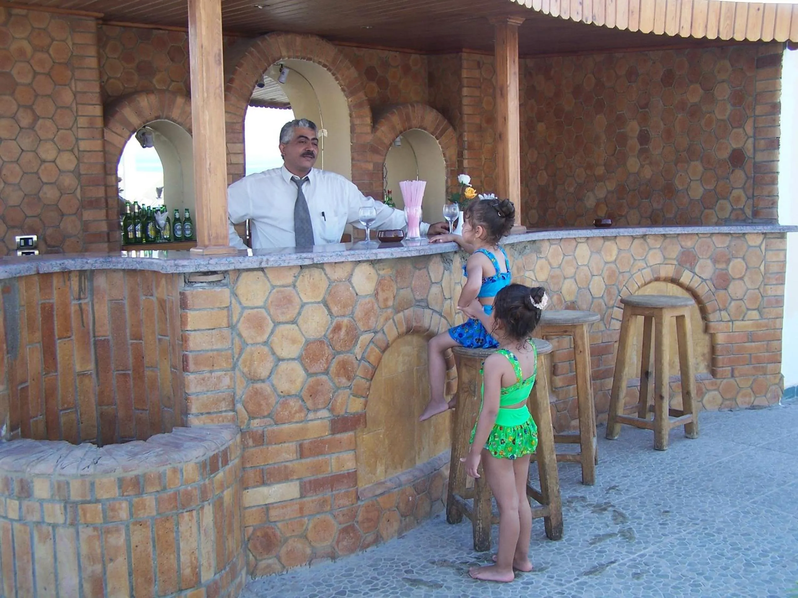 Restaurant/places to eat in Eiffel Hotel Hurghada